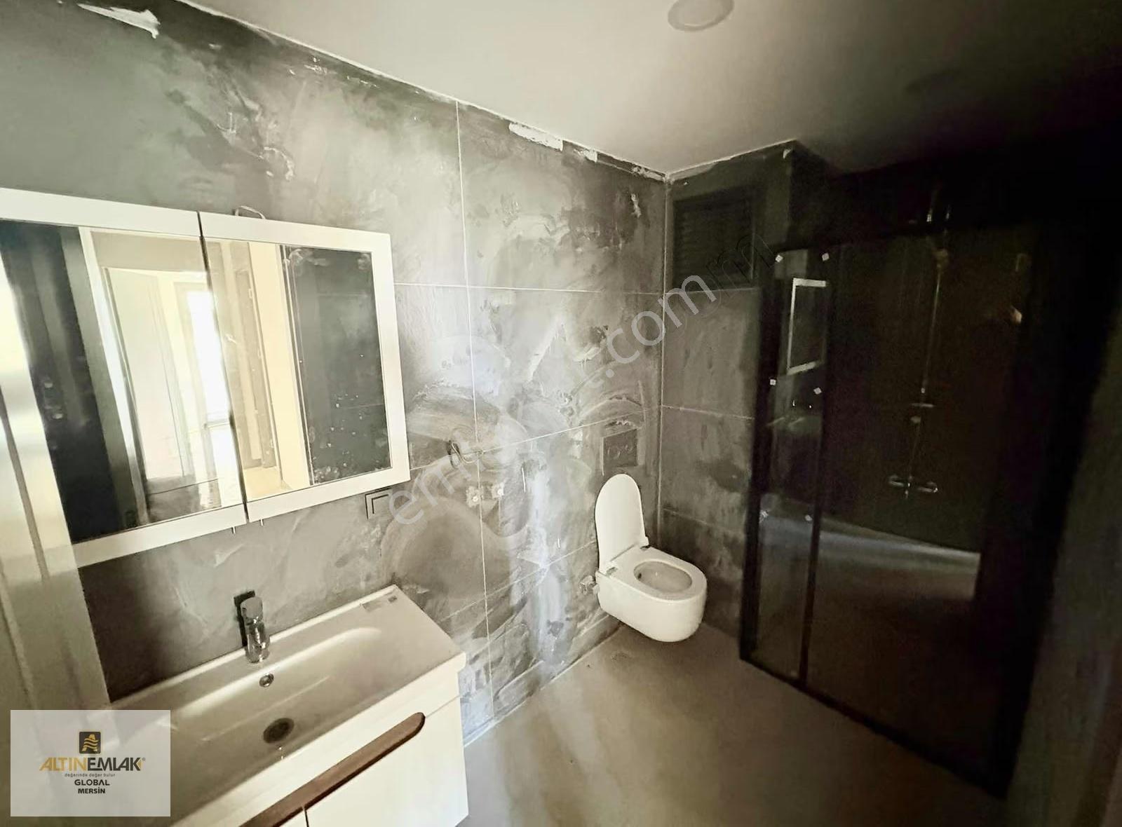 Altın Emlak'tn Yola Yakın Geniş Peyzajlı,aquaparklı Sitede 2+1 - Görsel 18