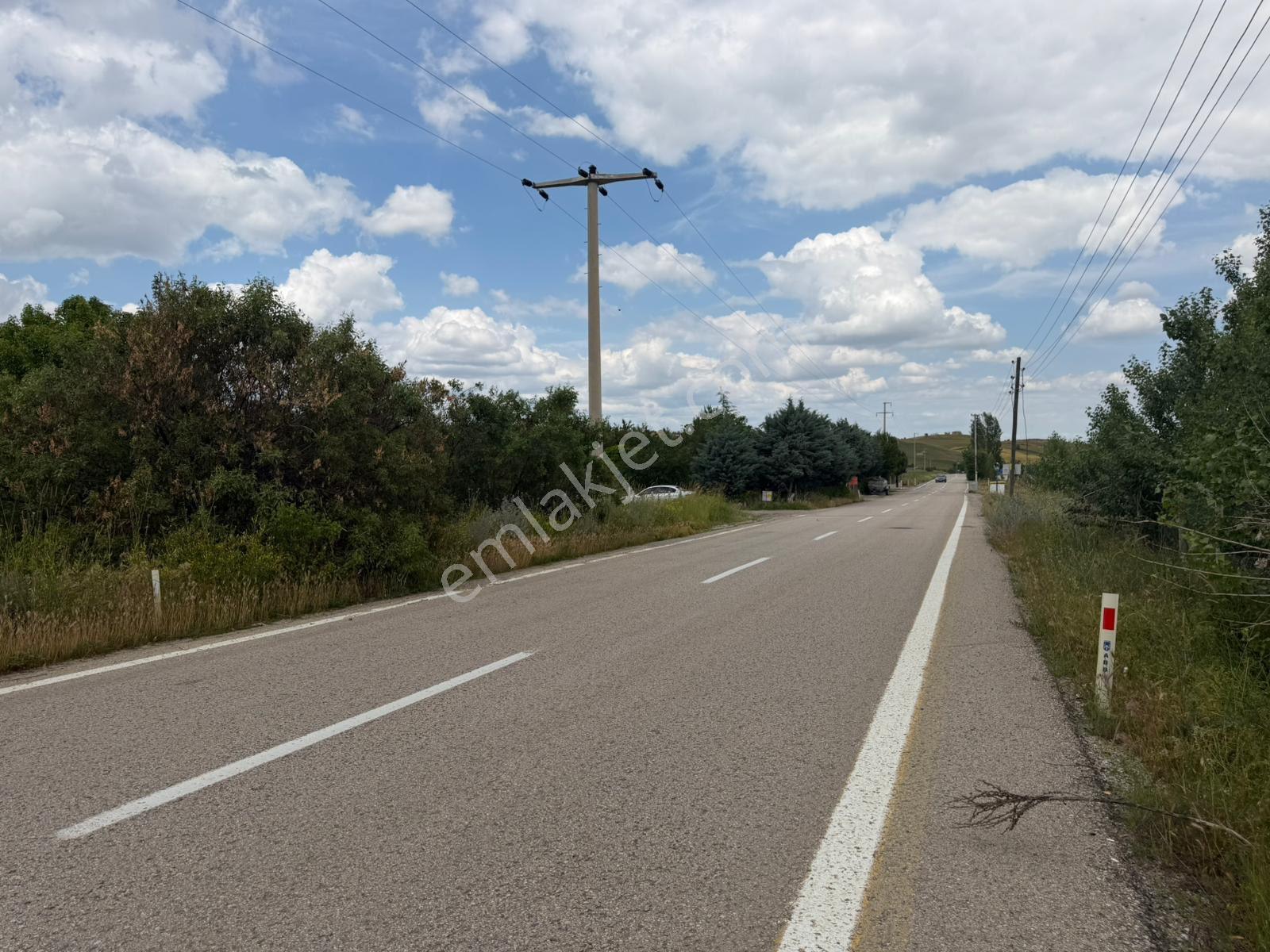 Kc Emlaktan %100 Kazançlı 1000m2 Hisseli Satılık Tarla