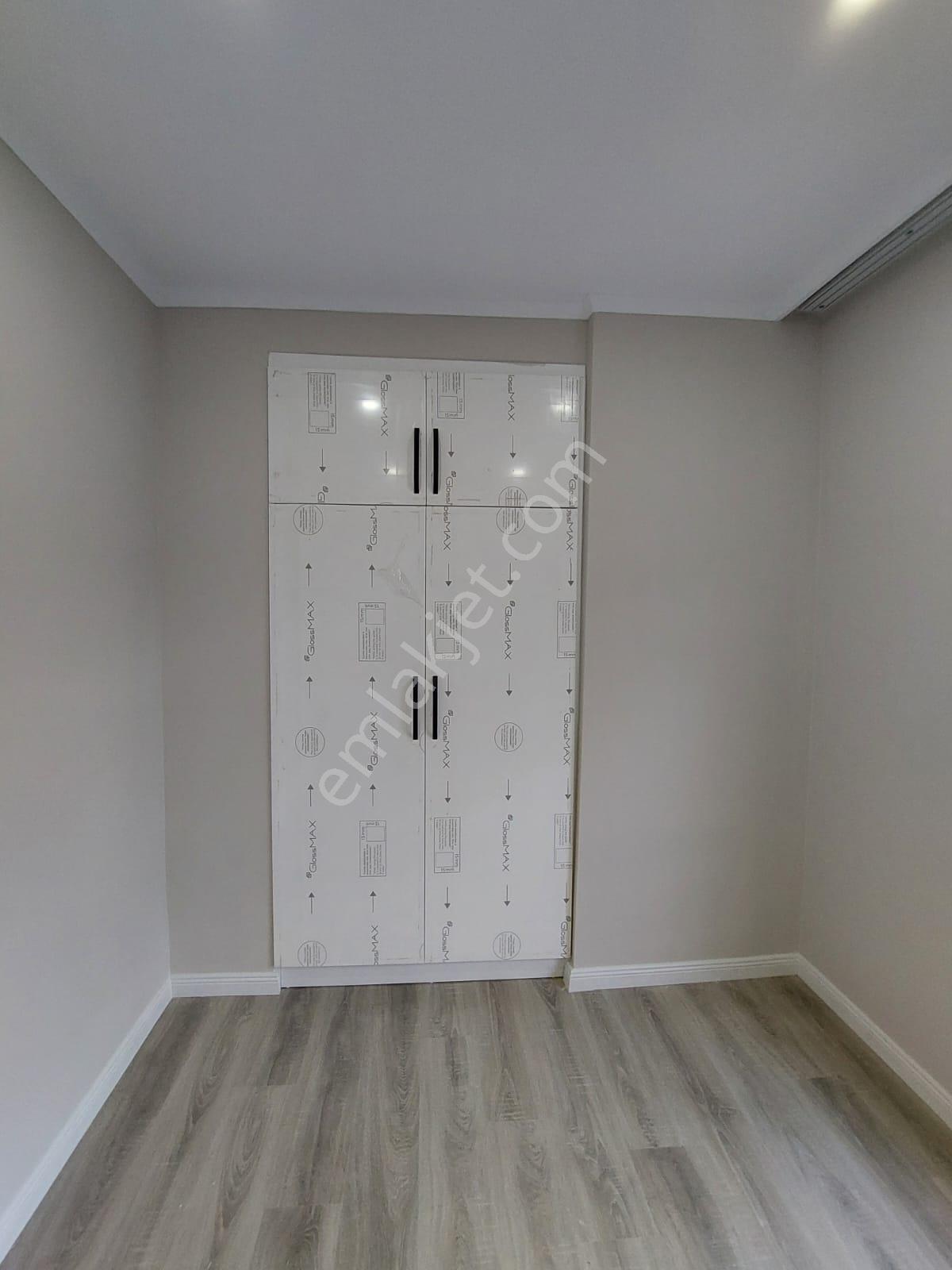Denize Yürüme Mesafesinde | Havuzlu Sitede 2+1 Dubleks Yaşam - Görsel 21