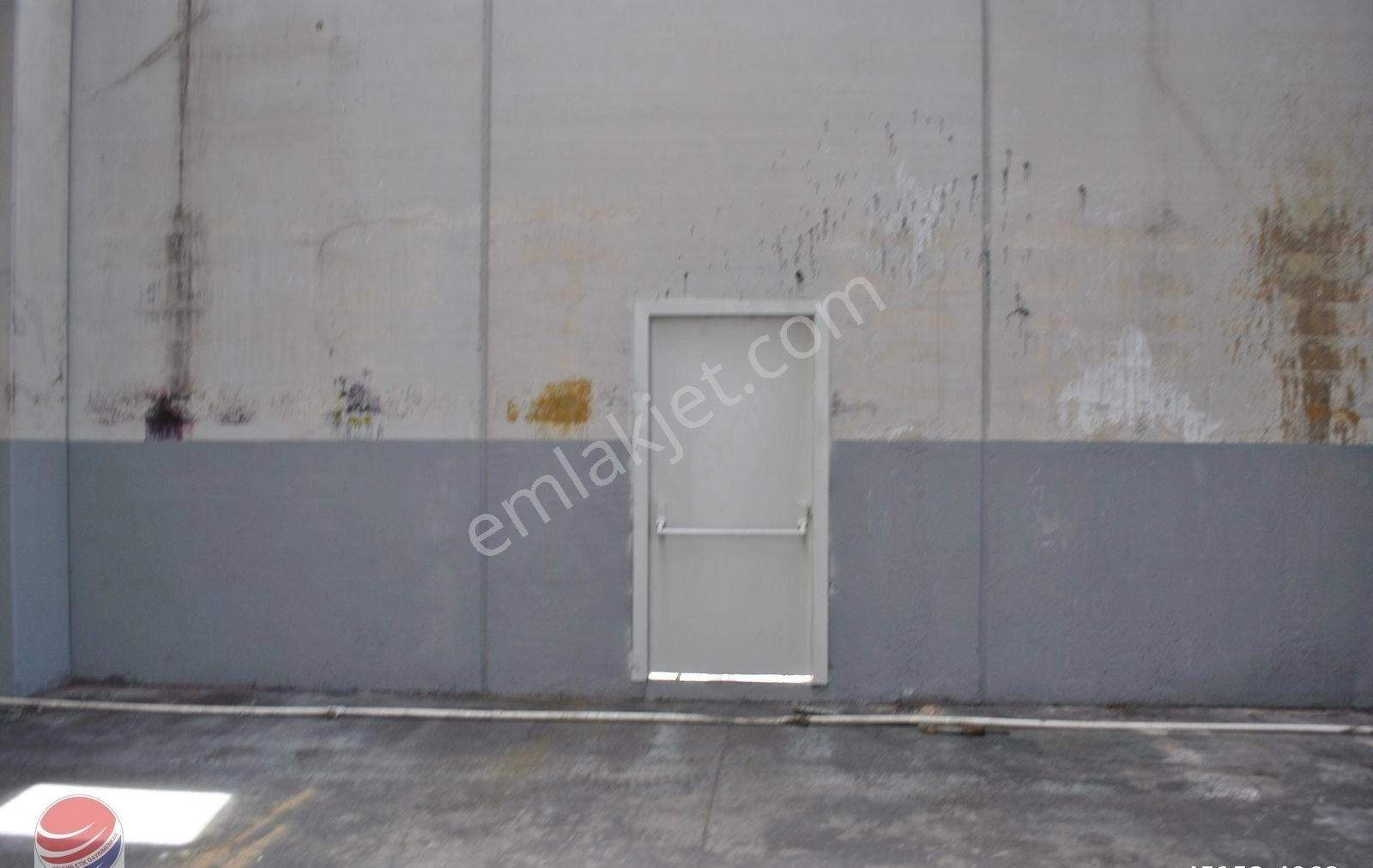 Alipaşa'da 1000 M2 Üretim Ve Depolamaya Uygun Kiralık Bina .. - Görsel 23