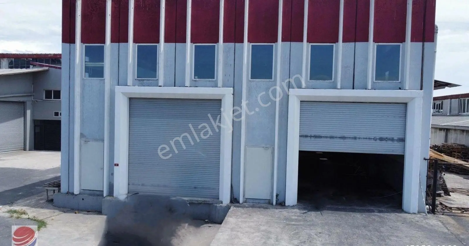 Alipaşa'da 1000 M2 Üretim Ve Depolamaya Uygun Kiralık Bina .. - Görsel 2