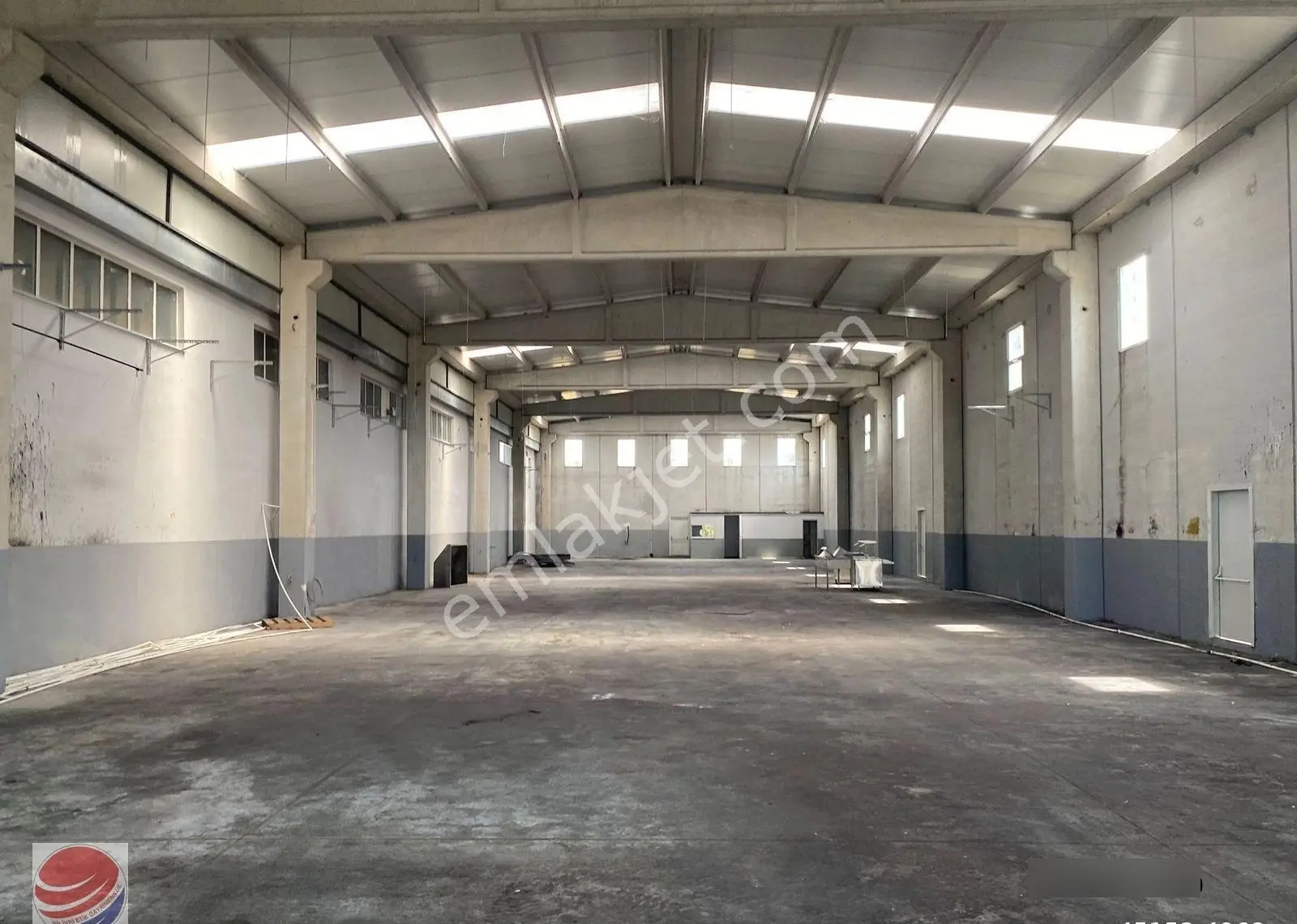 Alipaşa'da 1000 M2 Üretim Ve Depolamaya Uygun Kiralık Bina .. - Görsel 8
