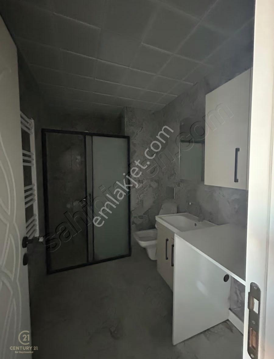 C21 Bal'dan Kasaplar Mah. 1+1 Kiralık Daire - Görsel 8