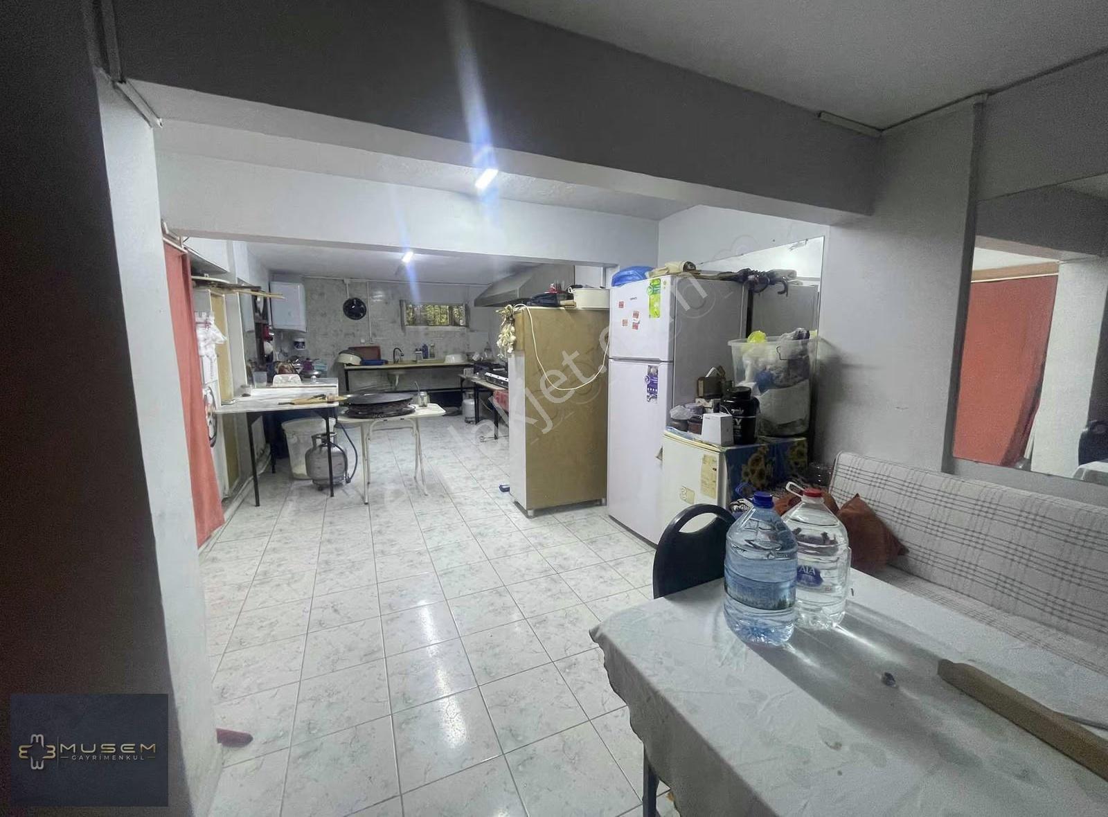 Kurtuluş Mahallesinde Depolu Satılık Dükkan - Görsel 18
