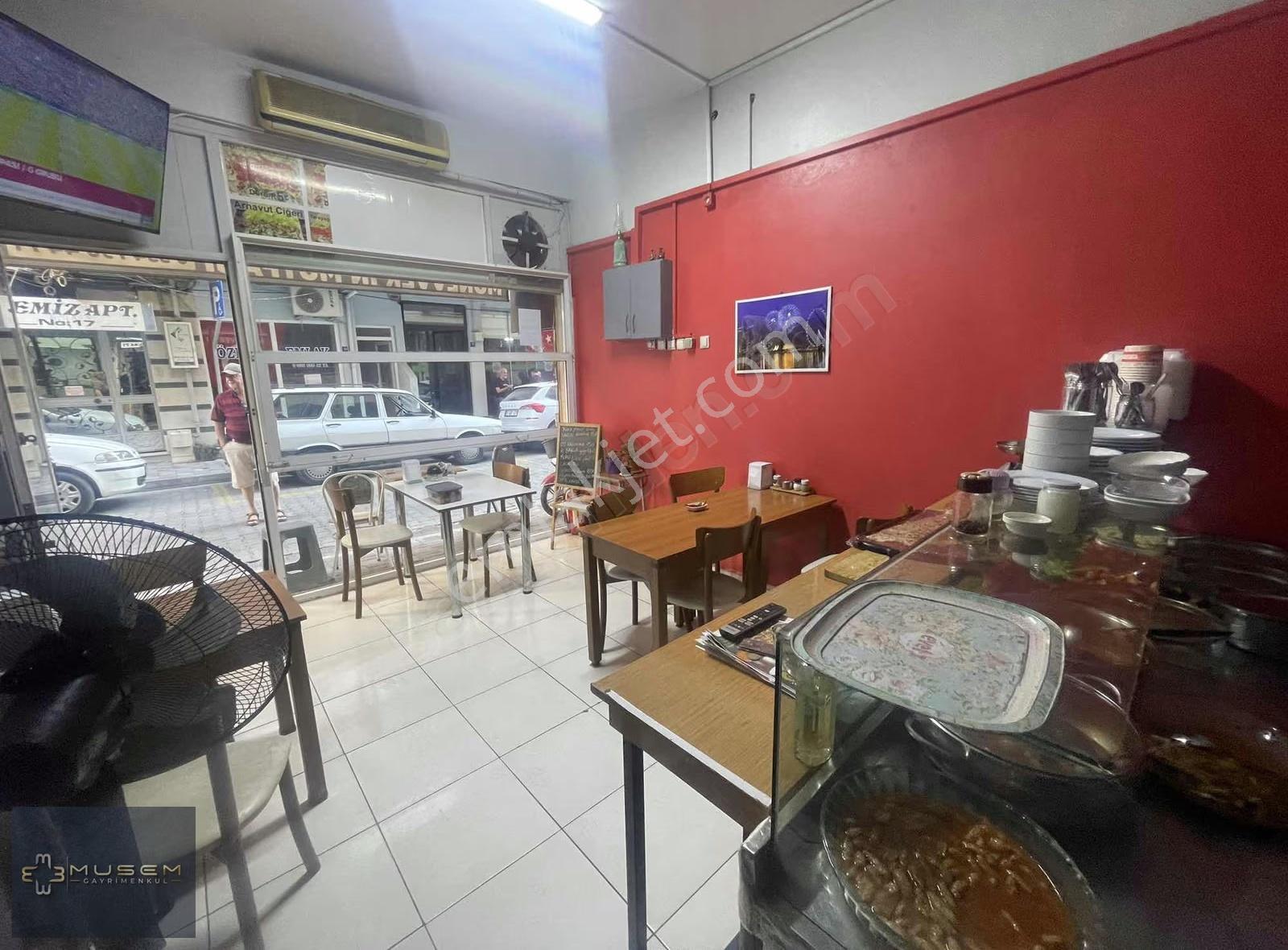 Kurtuluş Mahallesinde Depolu Satılık Dükkan