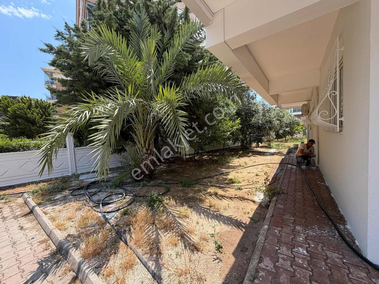 Lara Çağlayanda Satılık 2+1 Eşyalı Daire - Görsel 2