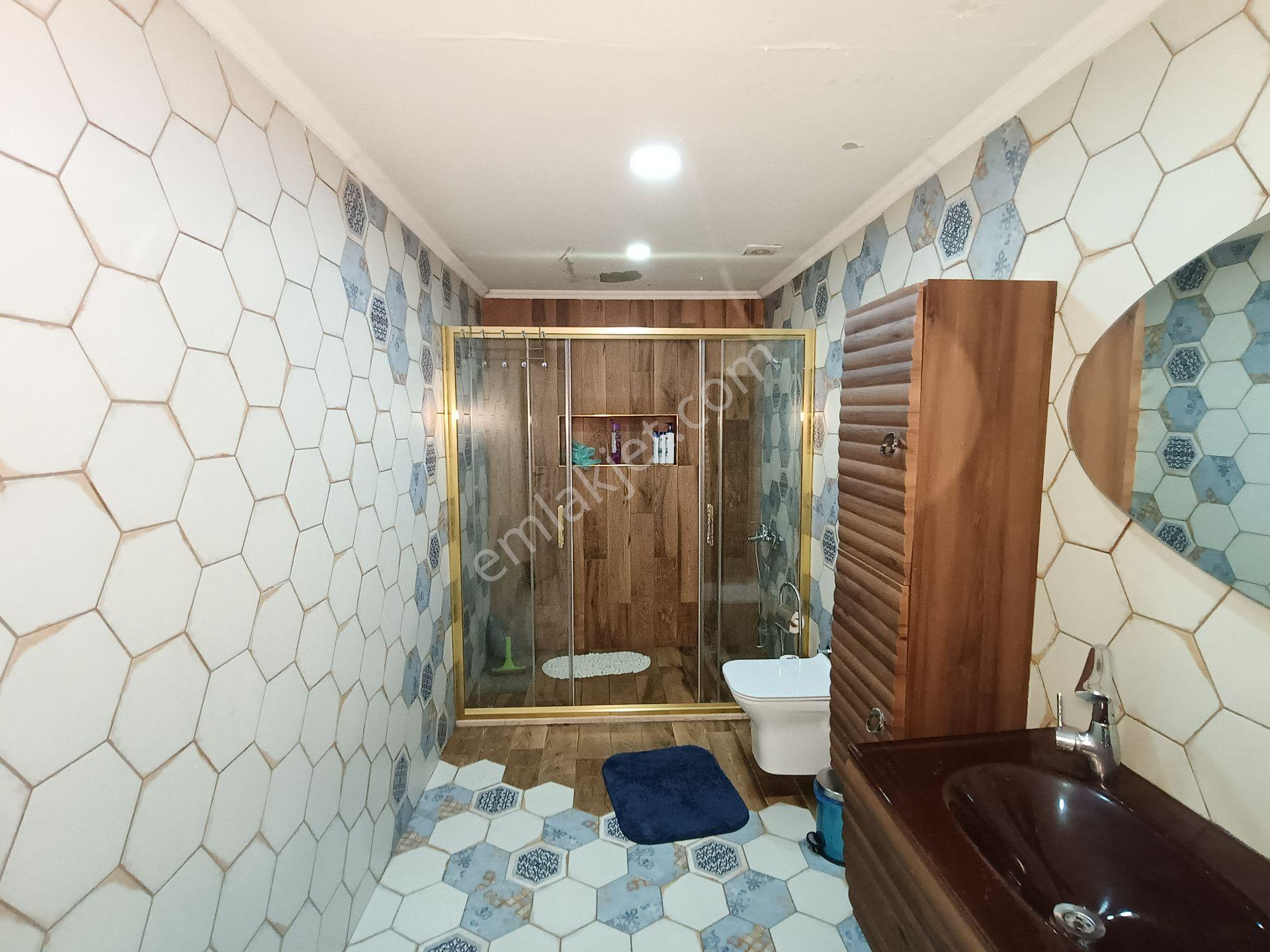 Fiyaka Evleri Sitesinde, Bahçeli, Komple Tadilatlı, Satılık Geniş Dubleks Daire - Görsel 26