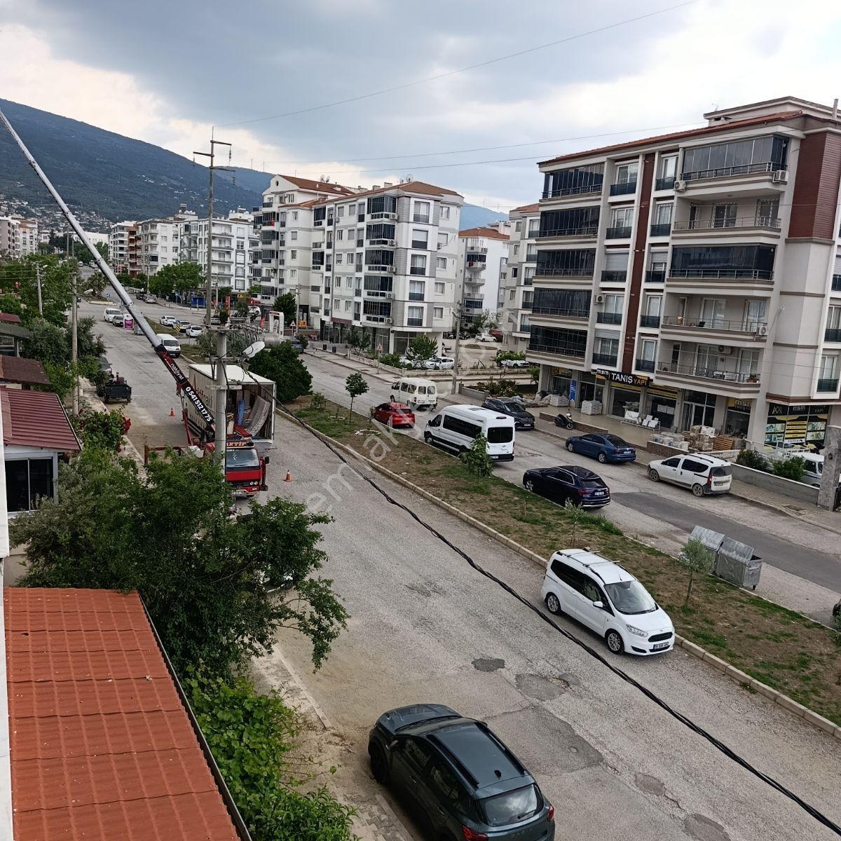 Adnan Menderes Mh. 130 M2 Geniş 3+1 Satılık - Görsel 3