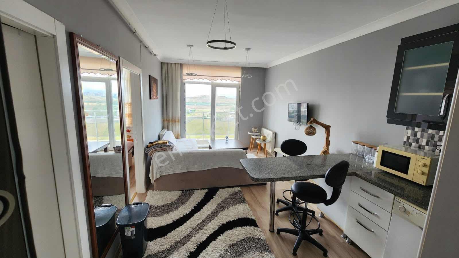 Polat Live Emlak'tan Çakırlar Mah. Eşyalı Manzaralı 1+1 Kiralık - Görsel 7