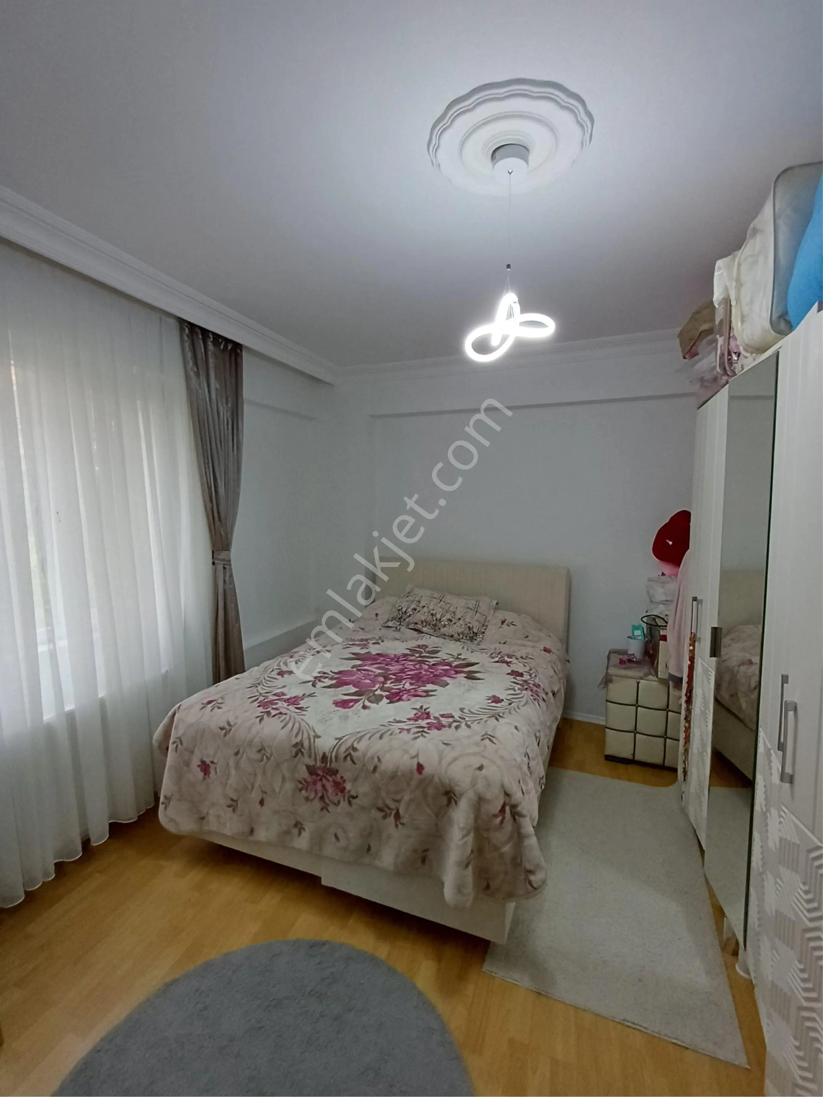 Kışla Mahallesı’nde 14 Yıllık Kat Mülkıyet Tapulu Satılık 2+ 1