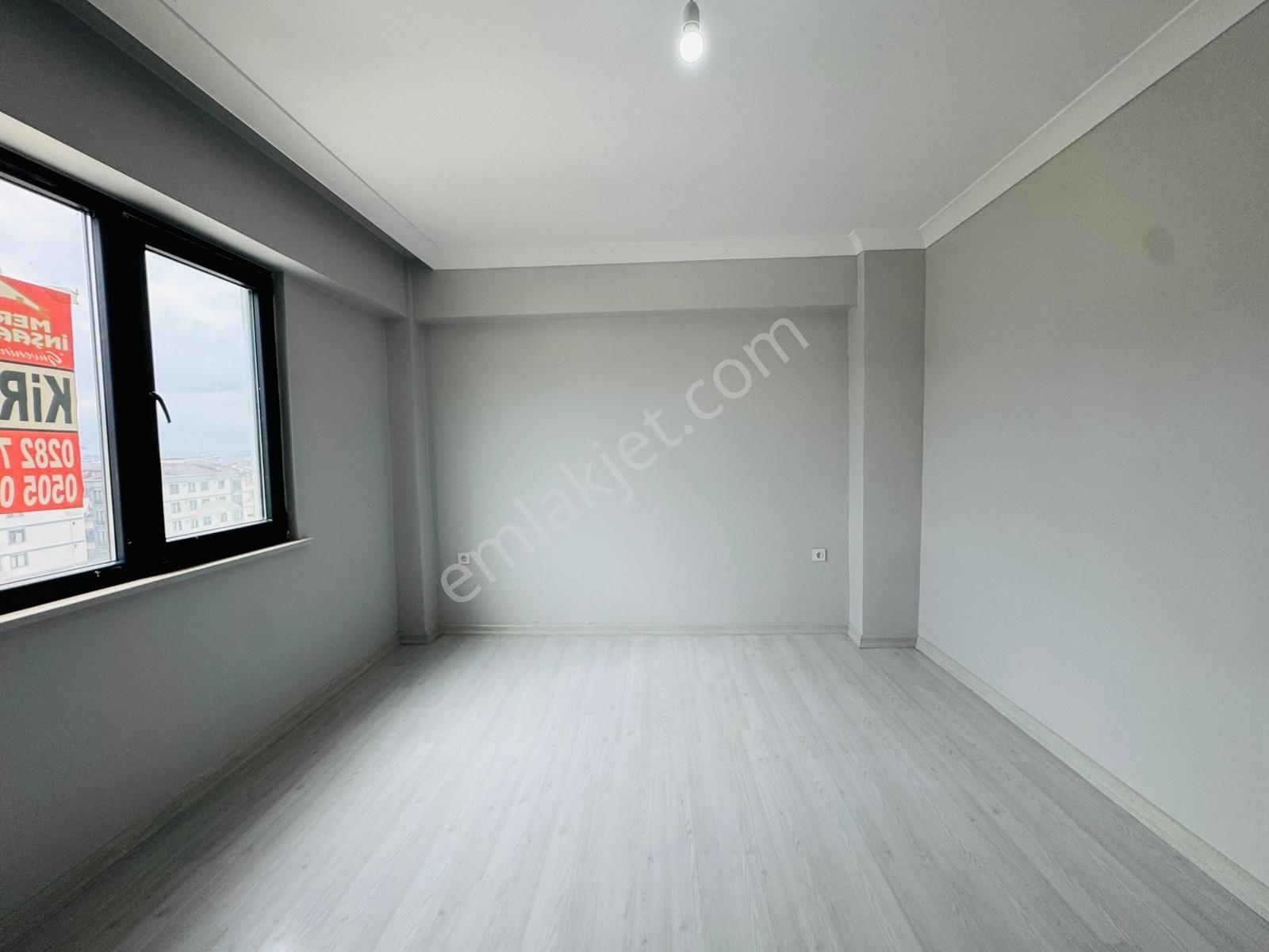 Merpa Emlak'tan İstasyon Mah'de Site İçerisinde Kiralık Kombili Cam Balkon Sıfır 2+1 - Görsel 12