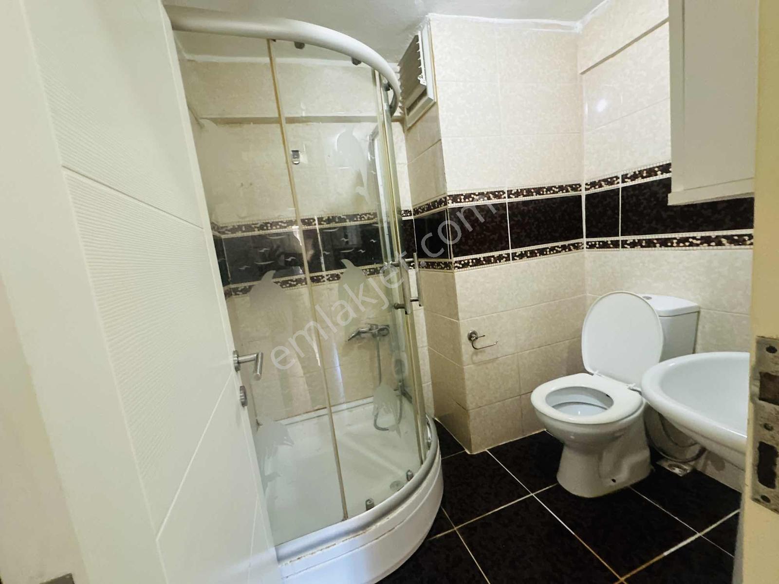 Çekmeköy Vuralkent Sitesi 2+1 Geniş Ve Ferah Kiralık Daire - Görsel 27