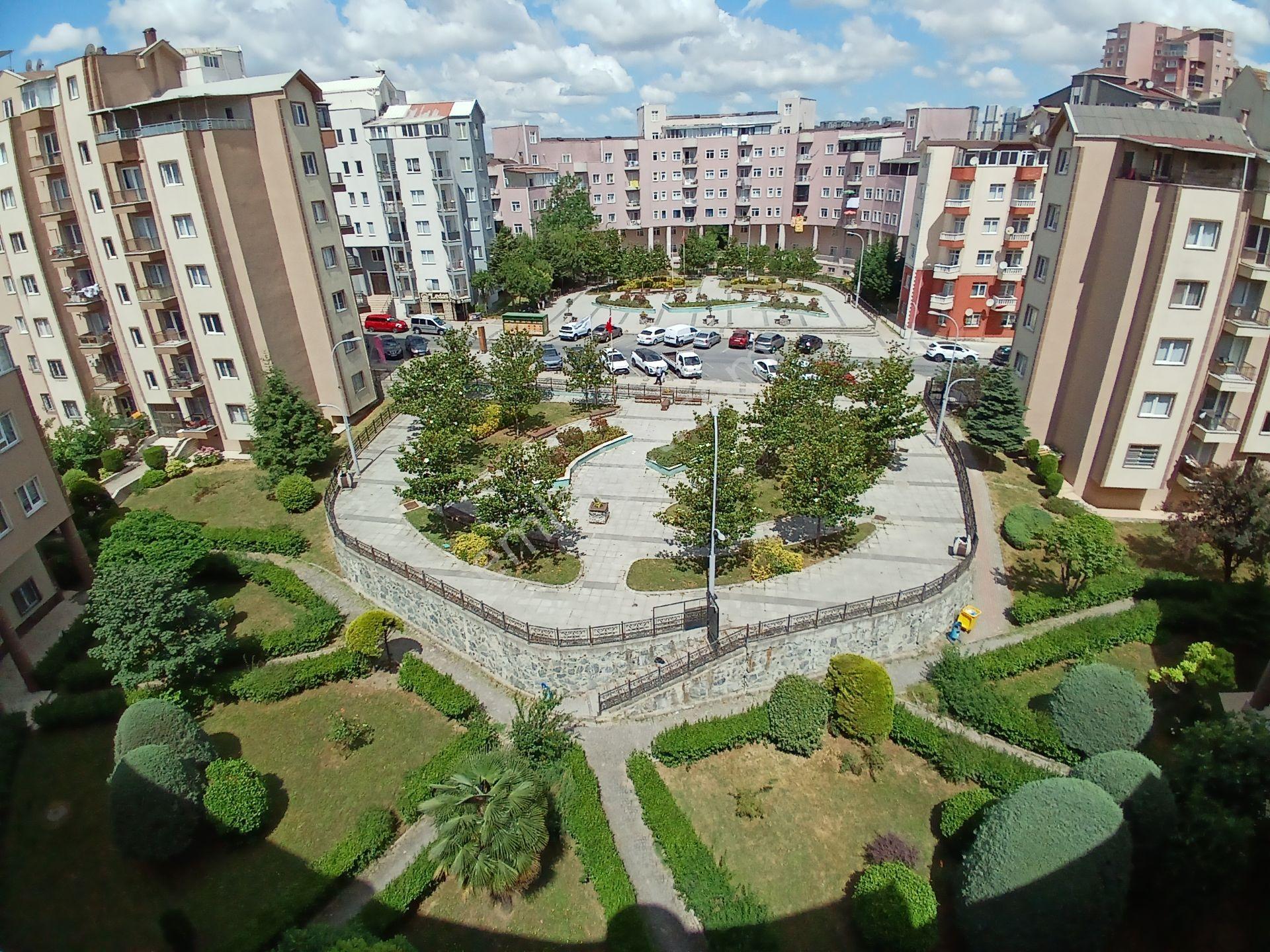 Polat Emlak...bahçeşehir 2 Kısım Teraslı - 3+1 Boş Daire