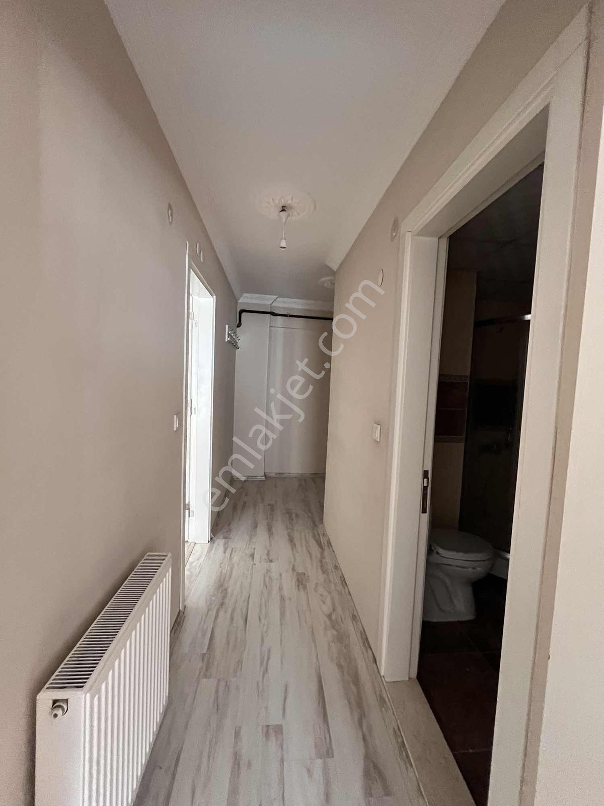 Muradiye Mah Karaali Bölgesinde 1+1 Ara Kat Satılık Geniş Daire - Görsel 4