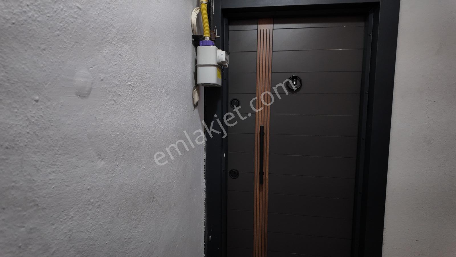 Zafer Mahallesi Zübeyde Hanım Caddesi'nde Kiralık Geniş Daire - Görsel 34