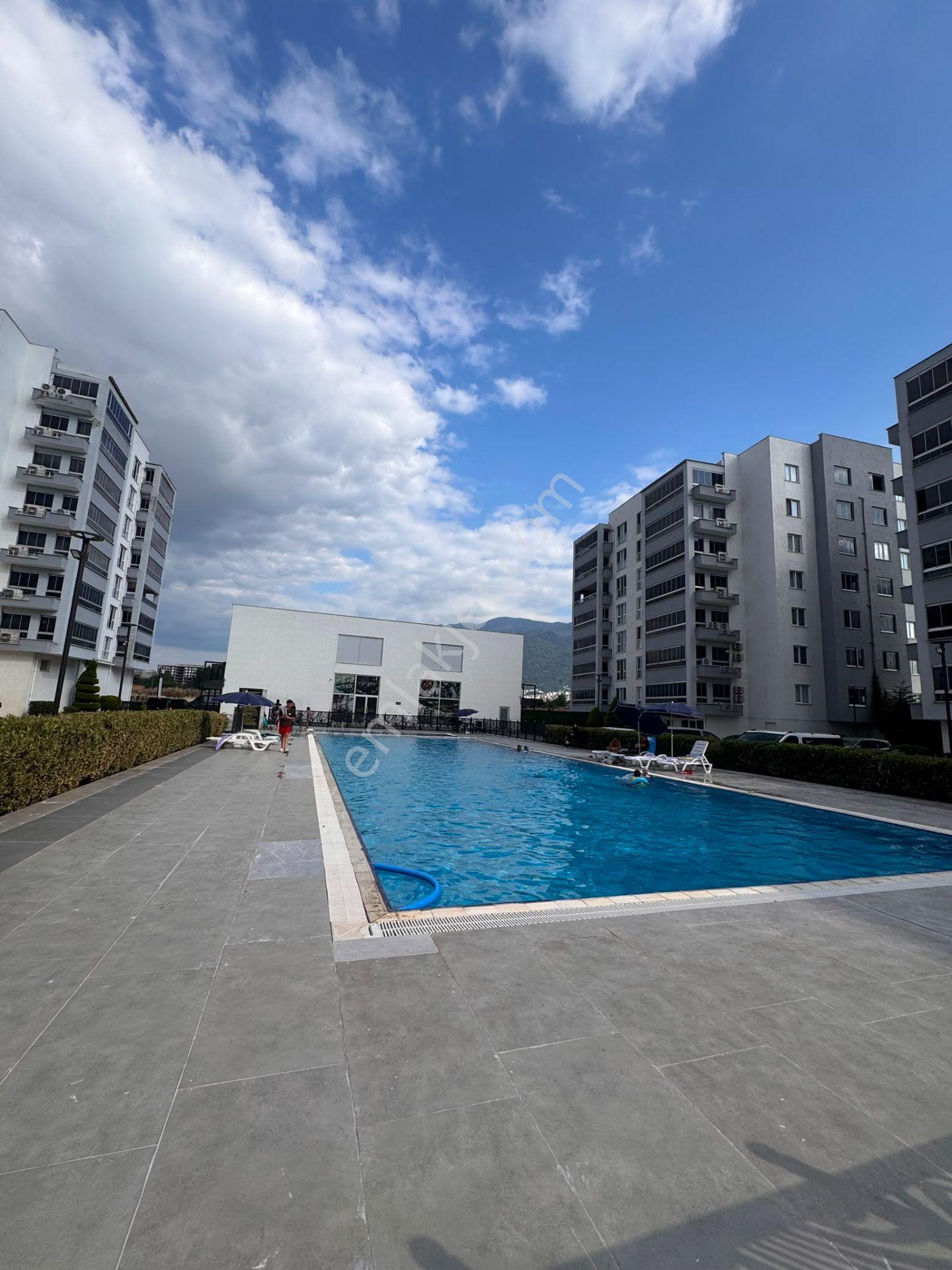 Millet Mahallesi'nde Geniş Ve Ferah 2+1 Satılık Daire | 120 M² Yaşam Alanı