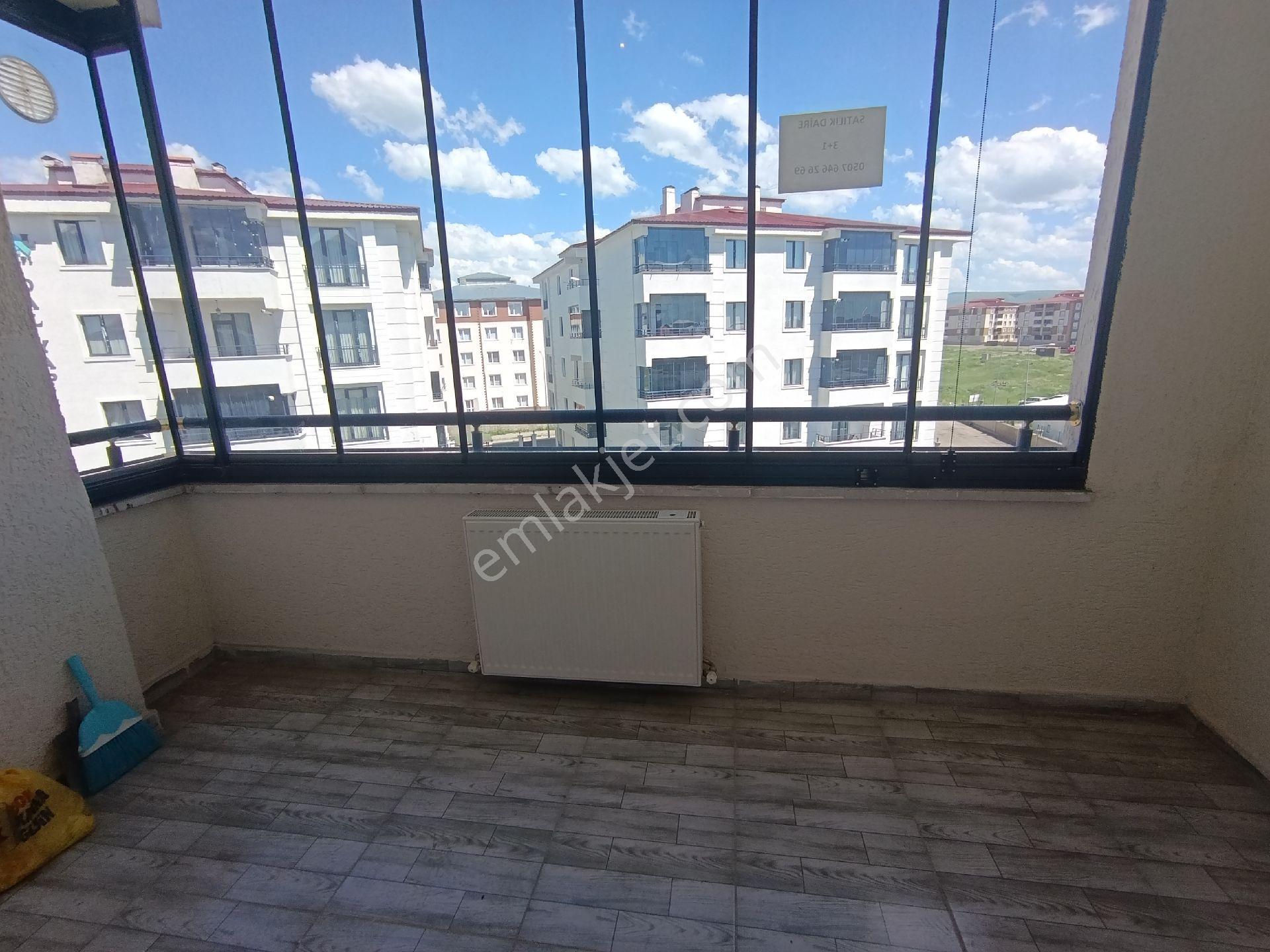 Yenişehir Mahallesi'nde Satılık Arakatta Kapalı Otoparklı 3+1 Lüks Sıfır Kullanılmamış Daire - Görsel 25