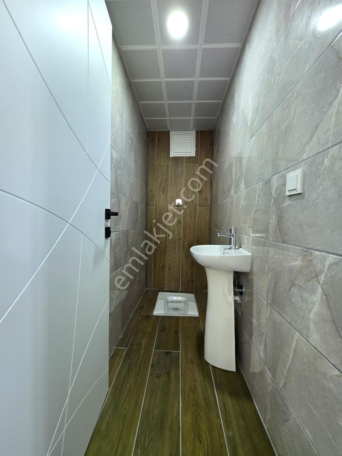 Garanti Emlak'tan - Havuzlu Sitede - 183 M² - 3+1 - A Clas Daire - Görsel 31