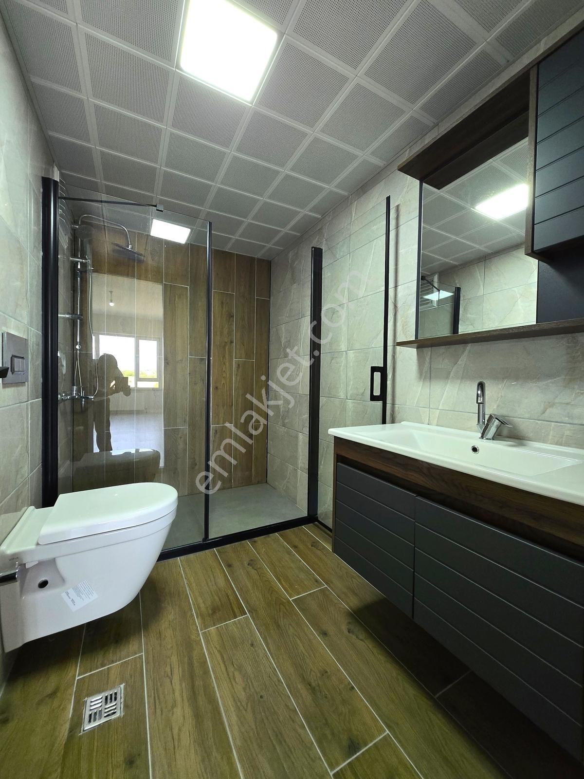 Garanti Emlak'tan - Havuzlu Sitede - 183 M² - 3+1 - A Clas Daire - Görsel 28