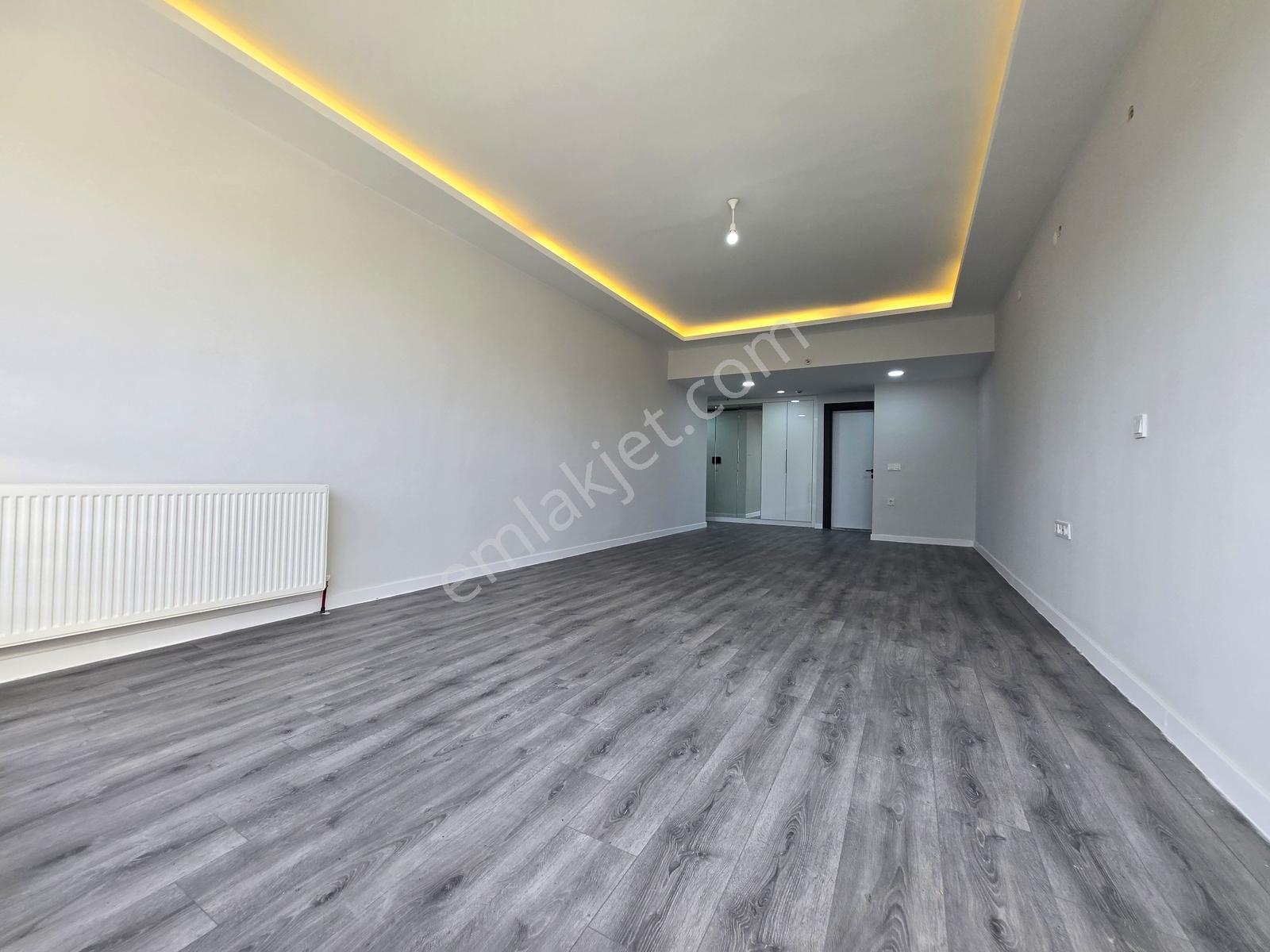 Garanti Emlak'tan - Havuzlu Sitede - 183 M² - 3+1 - A Clas Daire - Görsel 10