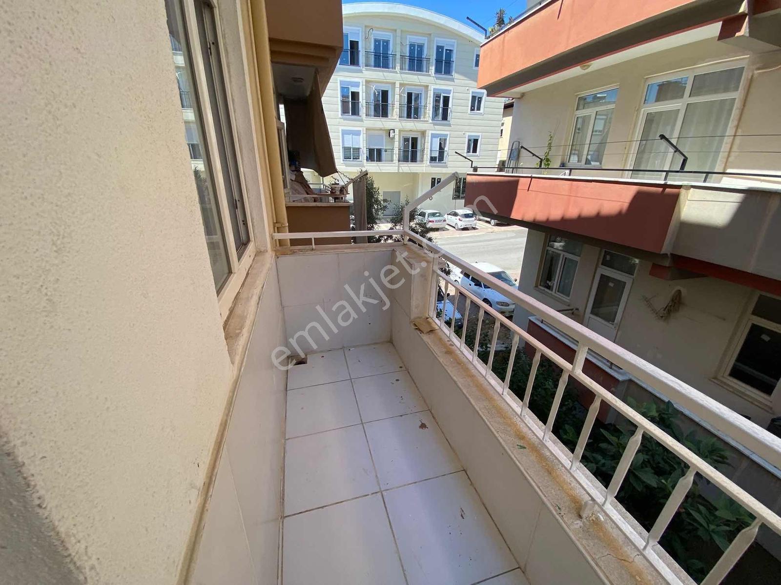 İnfo Gayrimenkul Barboros Cad 3+1 Kiralık Daire 125 M2 - Görsel 3