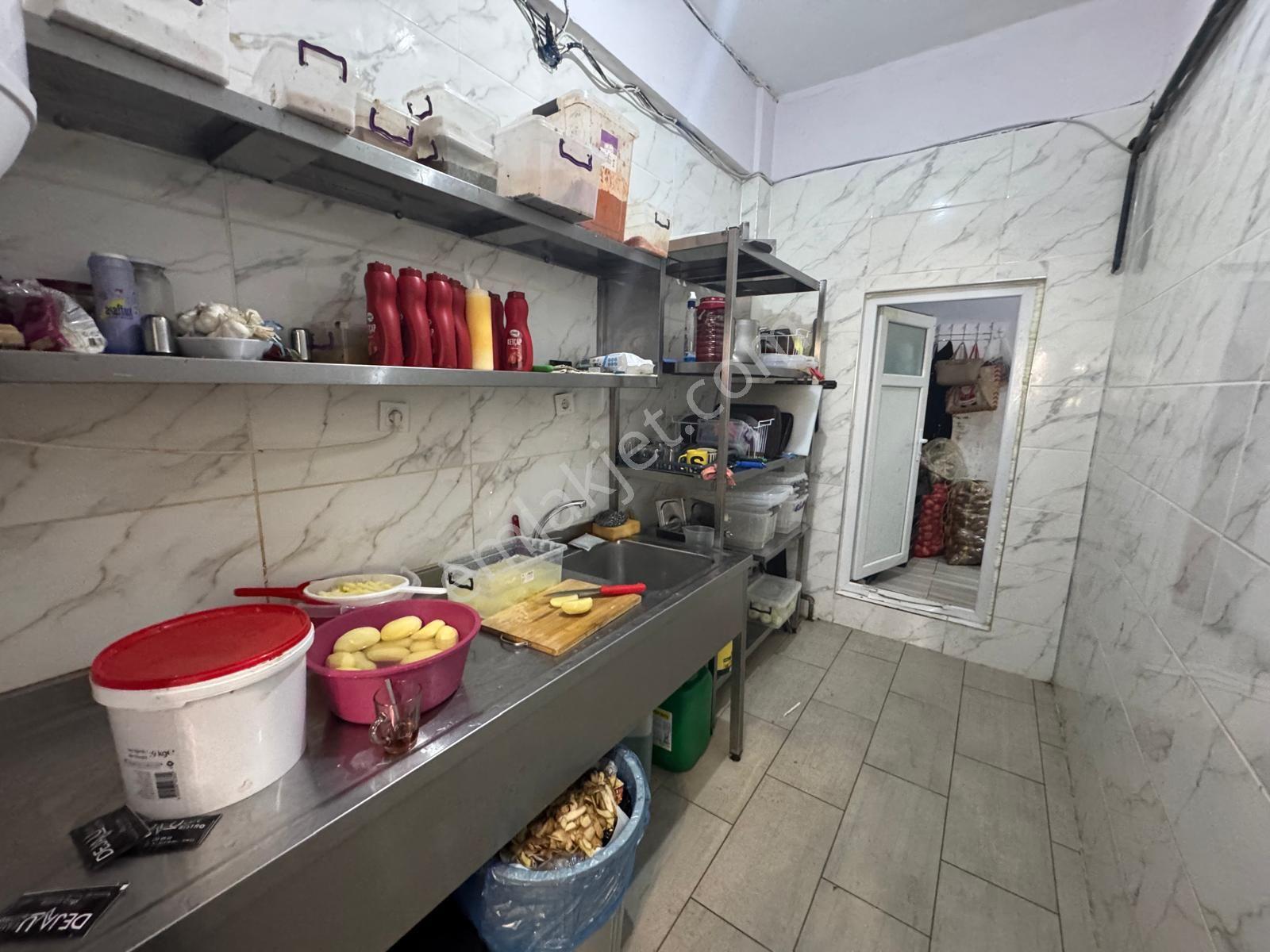 Köprübaşı'nda 51m2 Yüksek Kira Getirili Kiracılı Satılık İş Yeri - Görsel 8