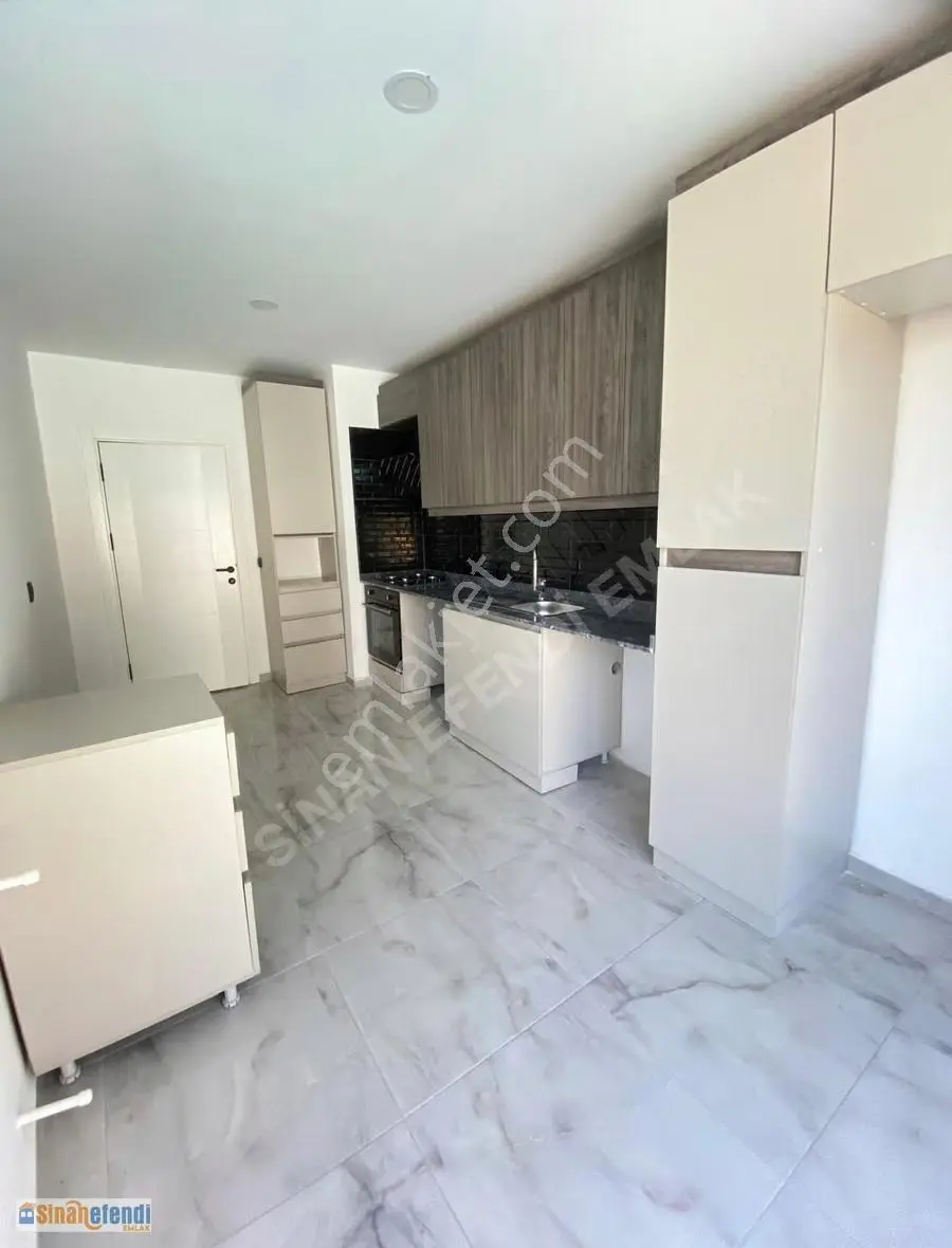 Havuzlu Sitede Sıfır 110m² Giriş Kat 2+1 - Tramvaya Çok Yakın - Görsel 7