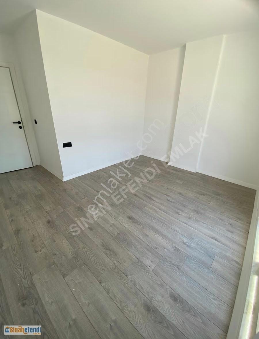 Havuzlu Sitede Sıfır 110m² Giriş Kat 2+1 - Tramvaya Çok Yakın - Görsel 13