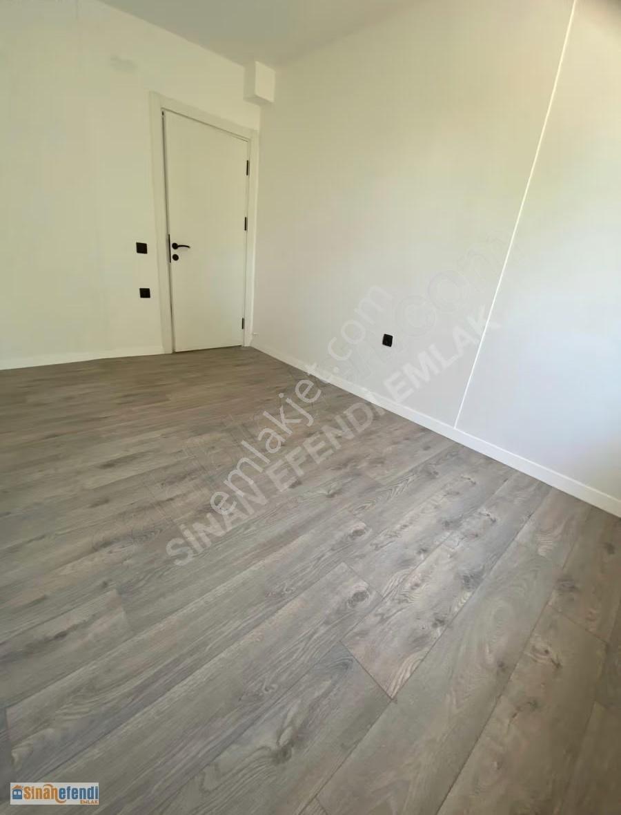 Havuzlu Sitede Sıfır 110m² Giriş Kat 2+1 - Tramvaya Çok Yakın - Görsel 15
