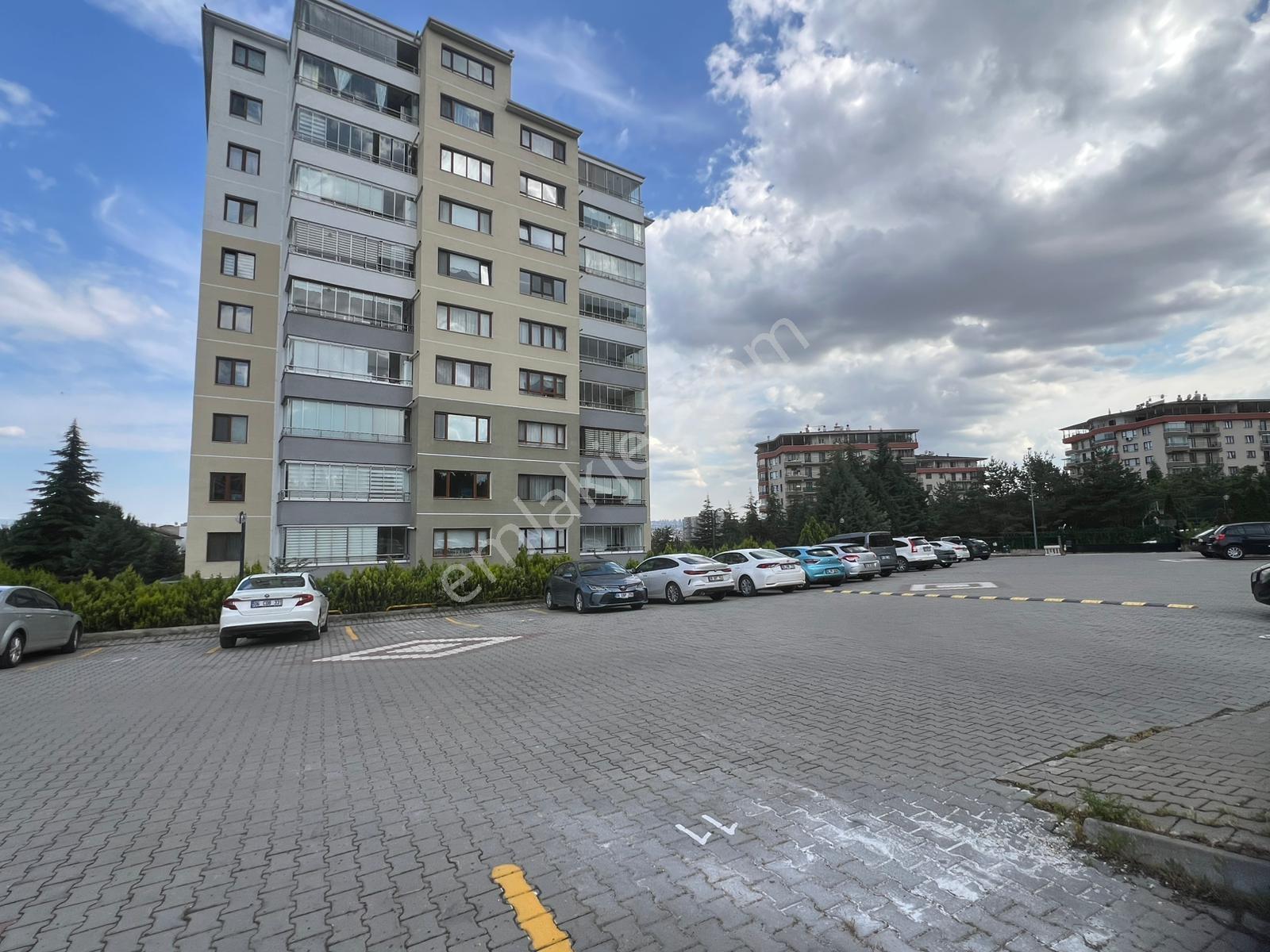Kardelende Önü Açık Geniş Ve Ferah 3+1 Üst Kat Satılık - Görsel 28