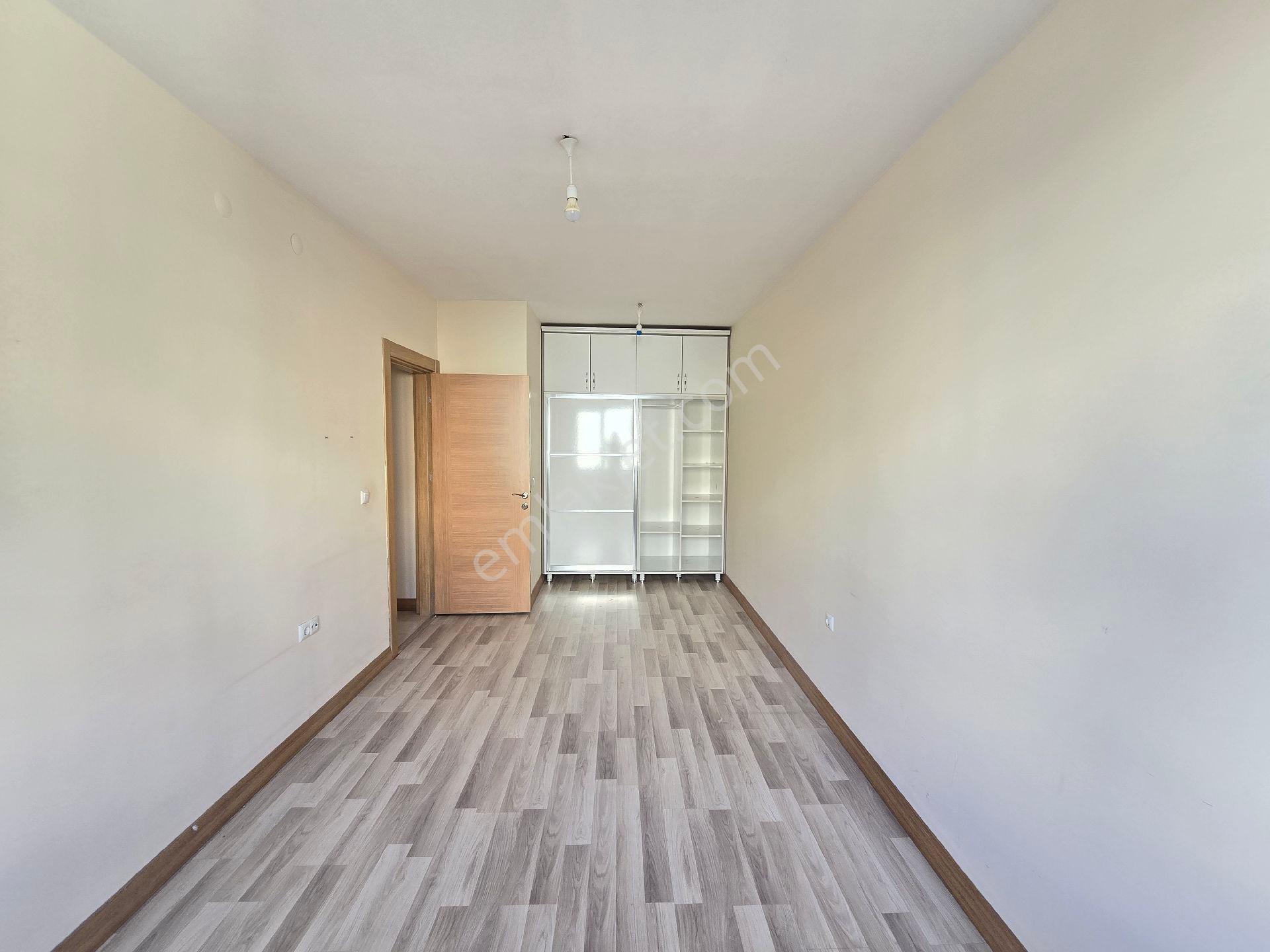 Cadde Seyran'dan Kiralık 2+1 97 M2 Arakat Sarı Toki (memura) - Görsel 11
