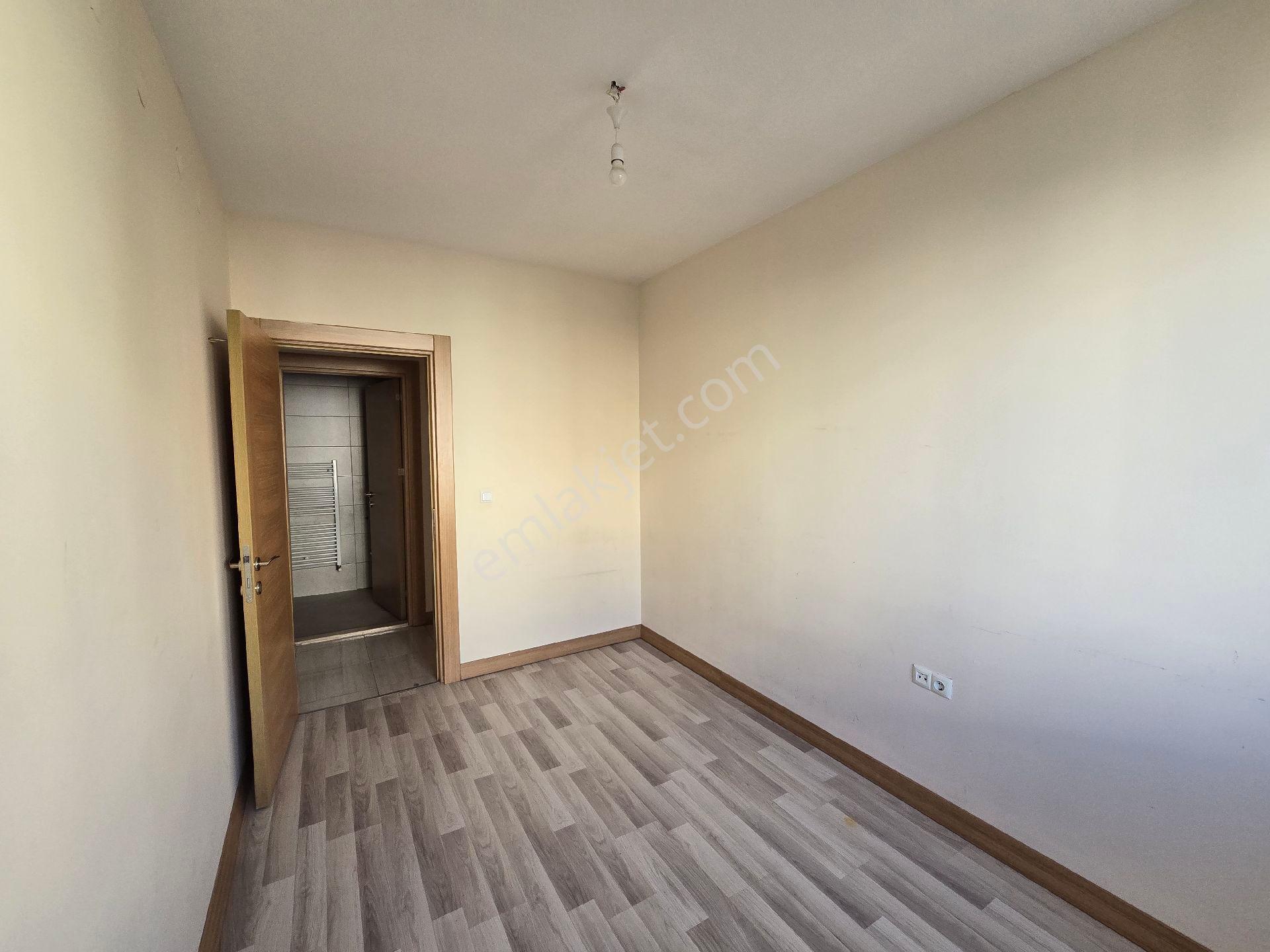 Cadde Seyran'dan Kiralık 2+1 97 M2 Arakat Sarı Toki (memura) - Görsel 9