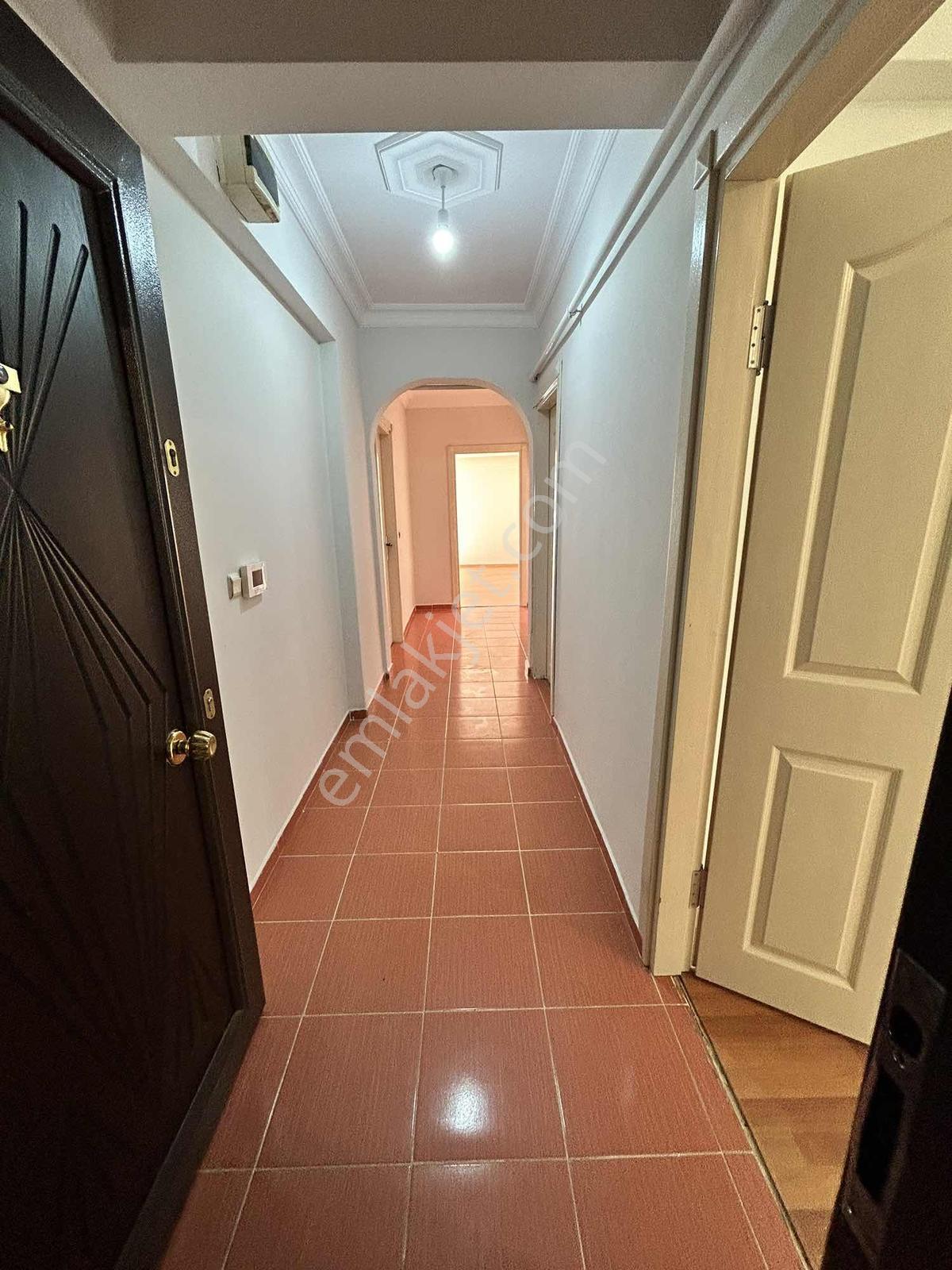 Merkezi Konumda Öztrak Caddesinde Kiralık 3+1 Daire - Görsel 9