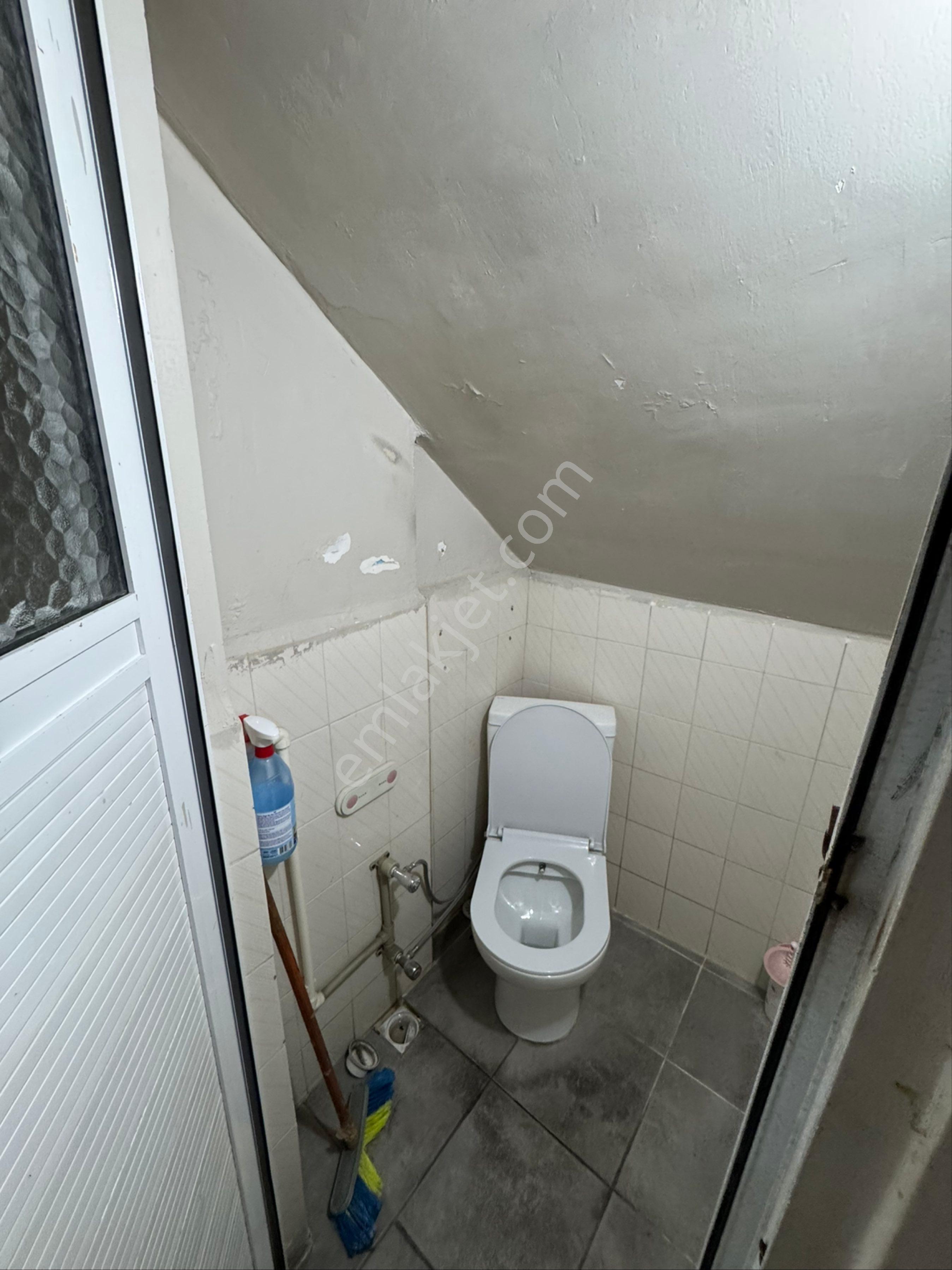 Beyoğlu Kasımpaşa Merkezde 2 Katlı 240 M2 Satılık Dükkan - Görsel 4