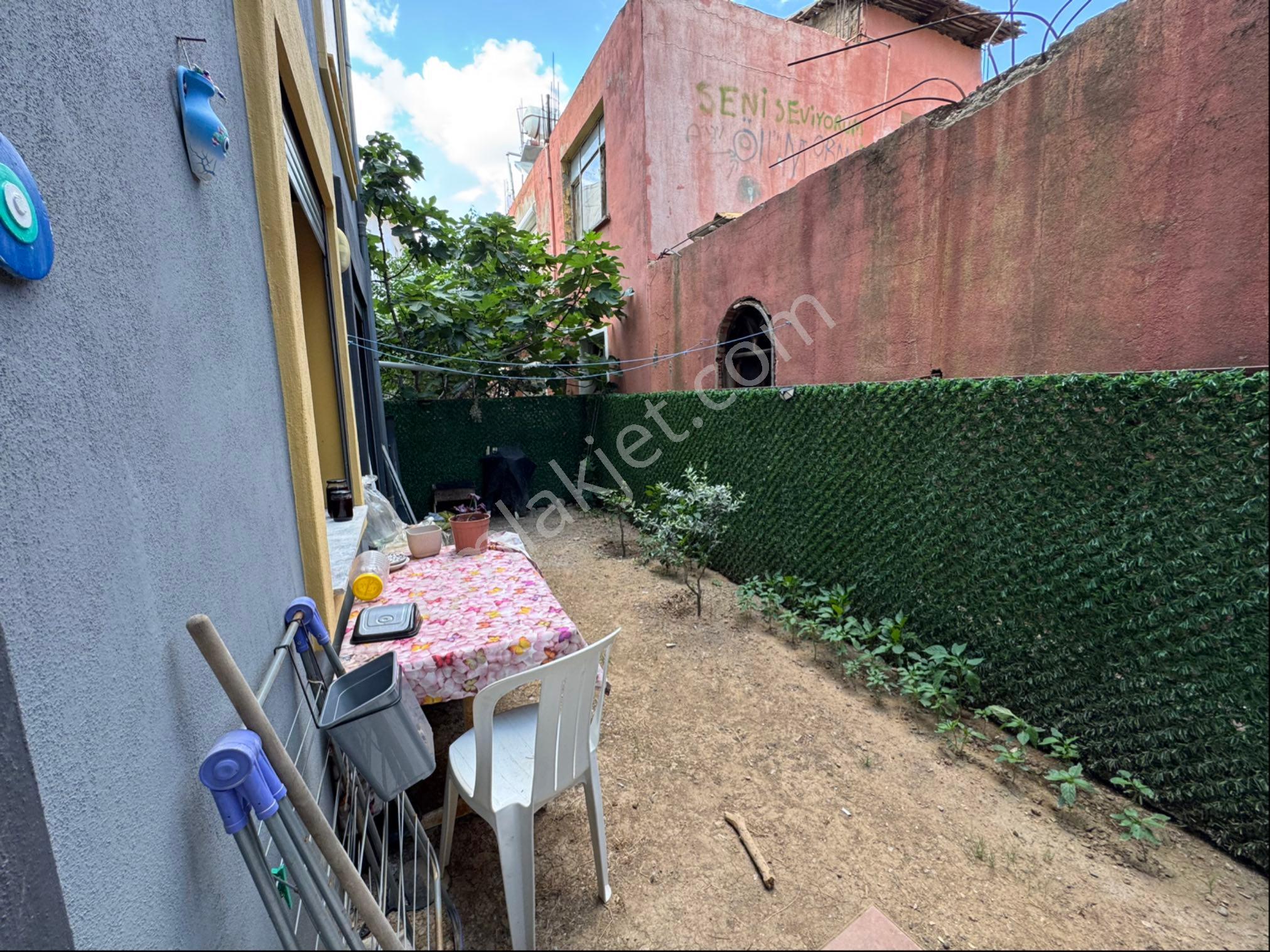 İzmir Seferihisar Ürkmez De Satılık 2+1 Bahçeli Daire Denize 300 Metre - Görsel 13