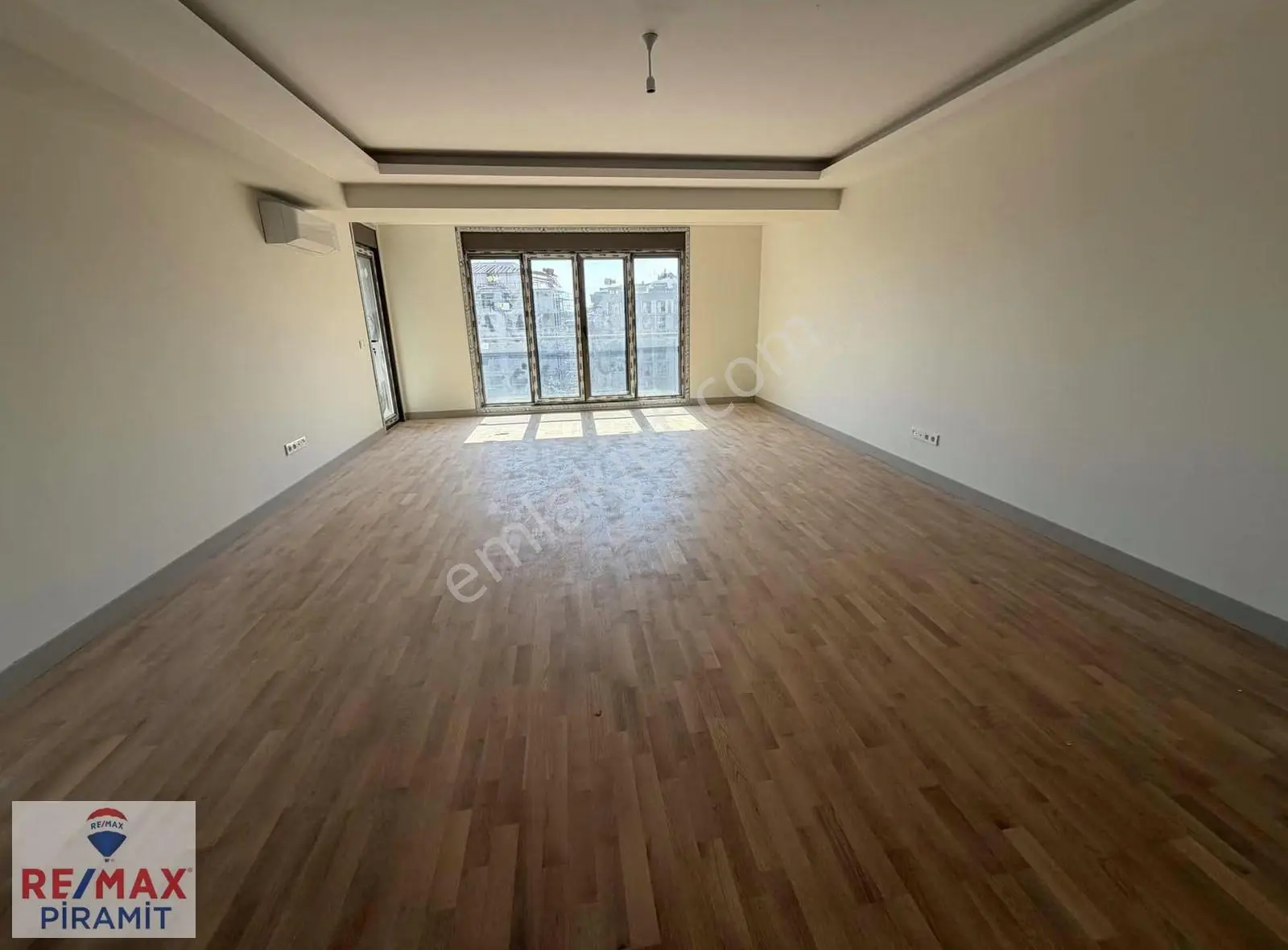 Validebağ Sitesi Özel Konum 3+1 Kiralık - Görsel 5