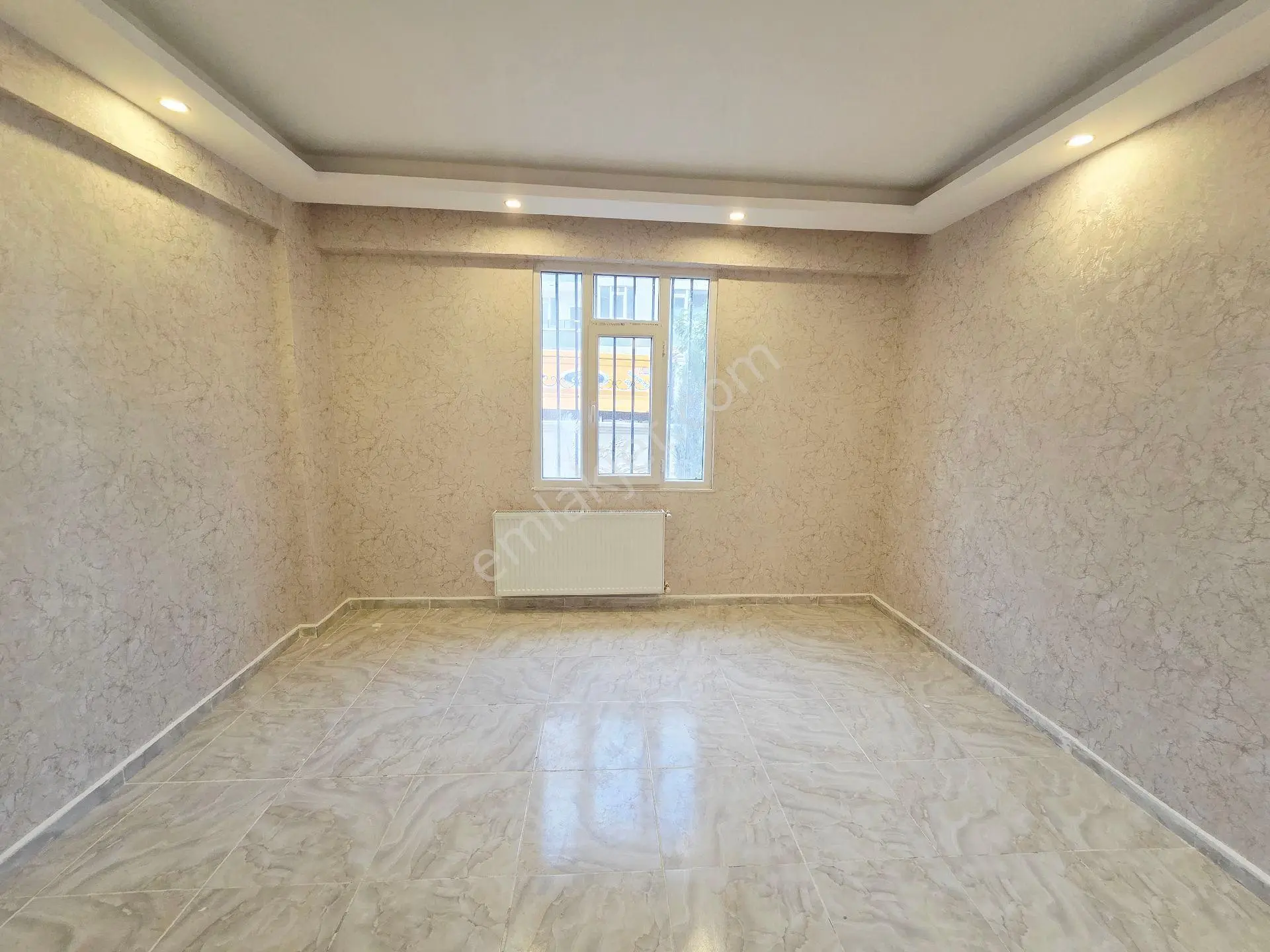 Karaköprü Seyrantepede Satılık Lüx Full 3+1 Giriş Kat Daire 🏡🏢✨ - Görsel 3