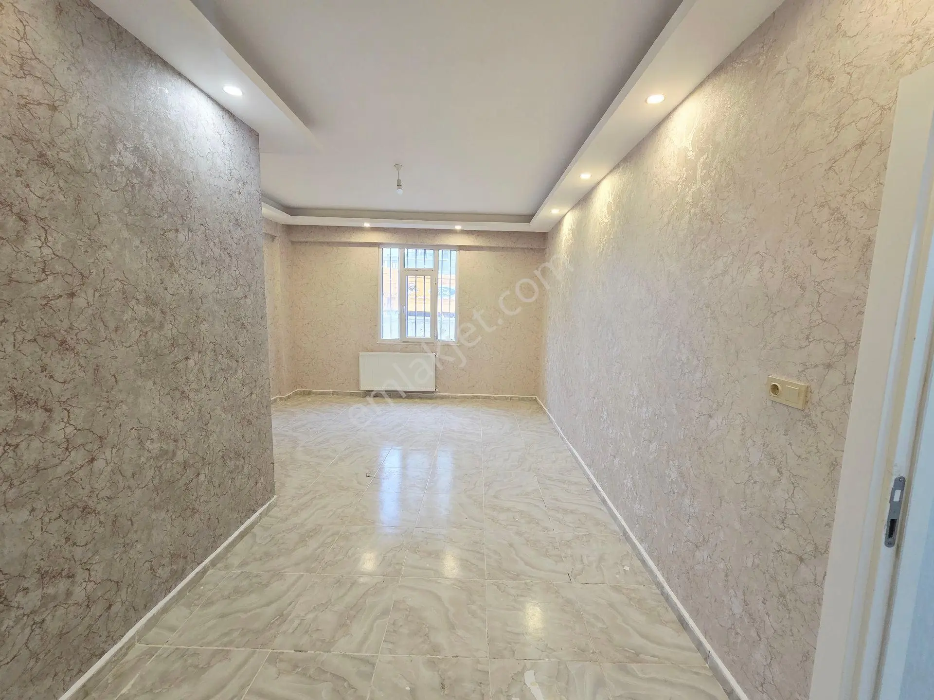 Karaköprü Seyrantepede Satılık Lüx Full 3+1 Giriş Kat Daire 🏡🏢✨ - Görsel 4