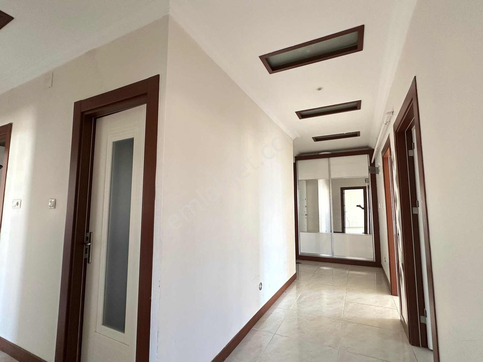 Remax Yeni Gayrimenkul'den Vadi Mahallesinde Kiralık 3+1 - Görsel 14