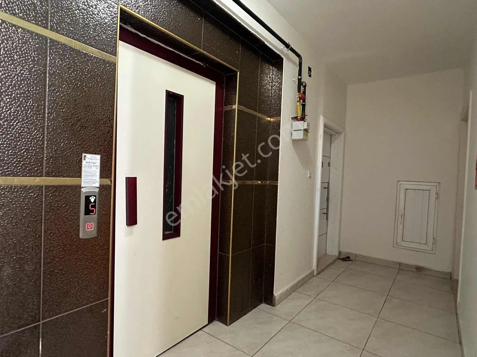 Remax Yeni Gayrimenkul'den Vadi Mahallesinde Kiralık 3+1 - Görsel 2
