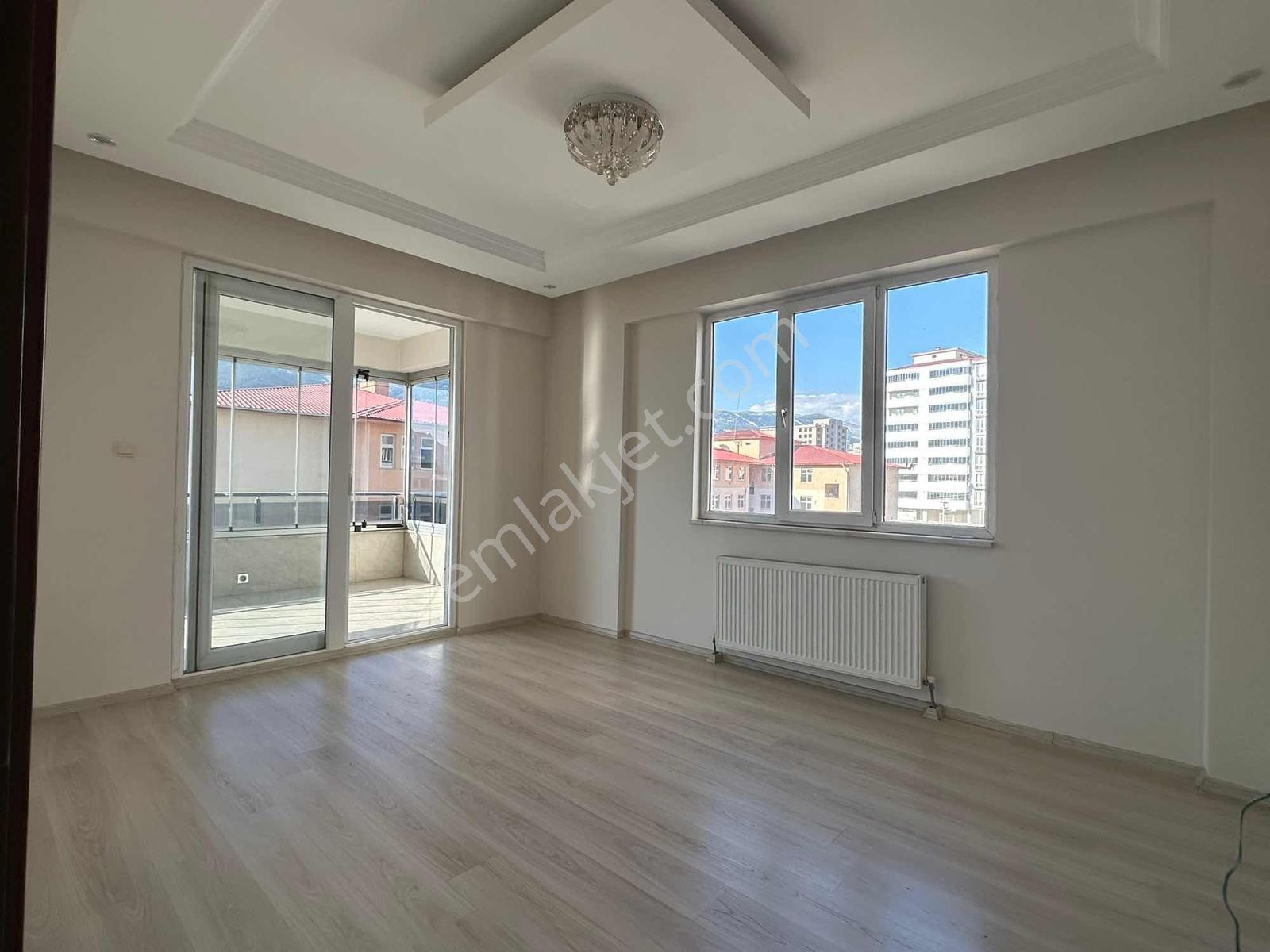 Remax Yeni Gayrimenkul'den Vadi Mahallesinde Kiralık 3+1 - Görsel 21