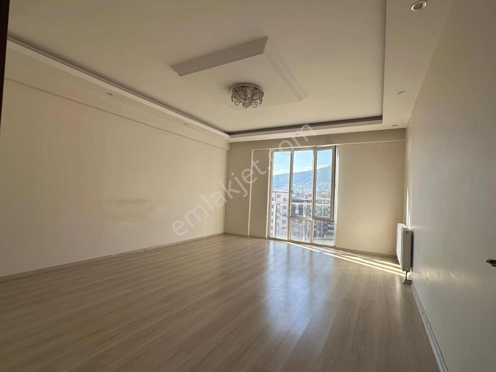 Remax Yeni Gayrimenkul'den Vadi Mahallesinde Kiralık 3+1 - Görsel 18