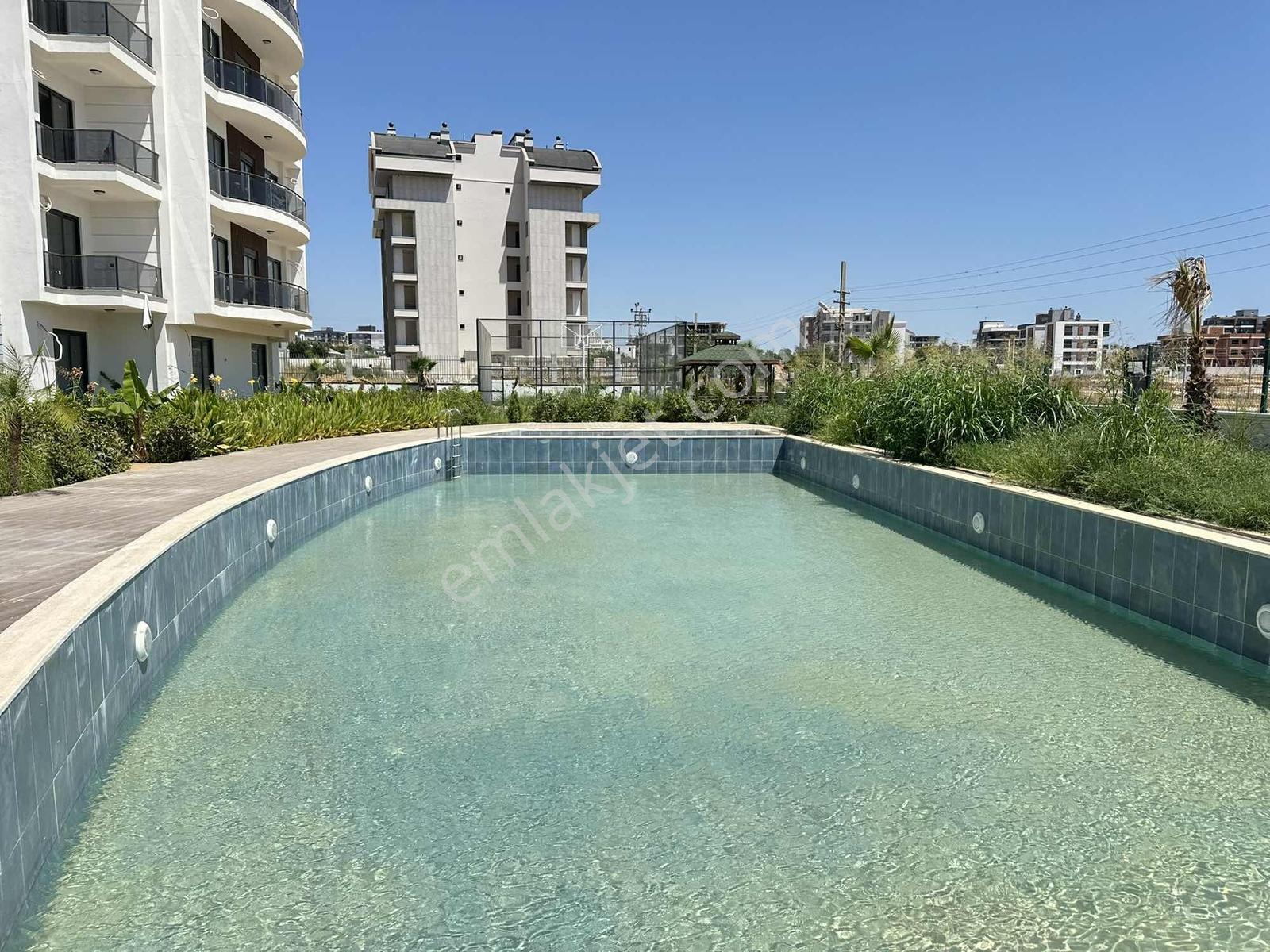 Altıntaş'ta Full Artı Full Ozellikli Sitede 1+1 Kiralık - Görsel 31