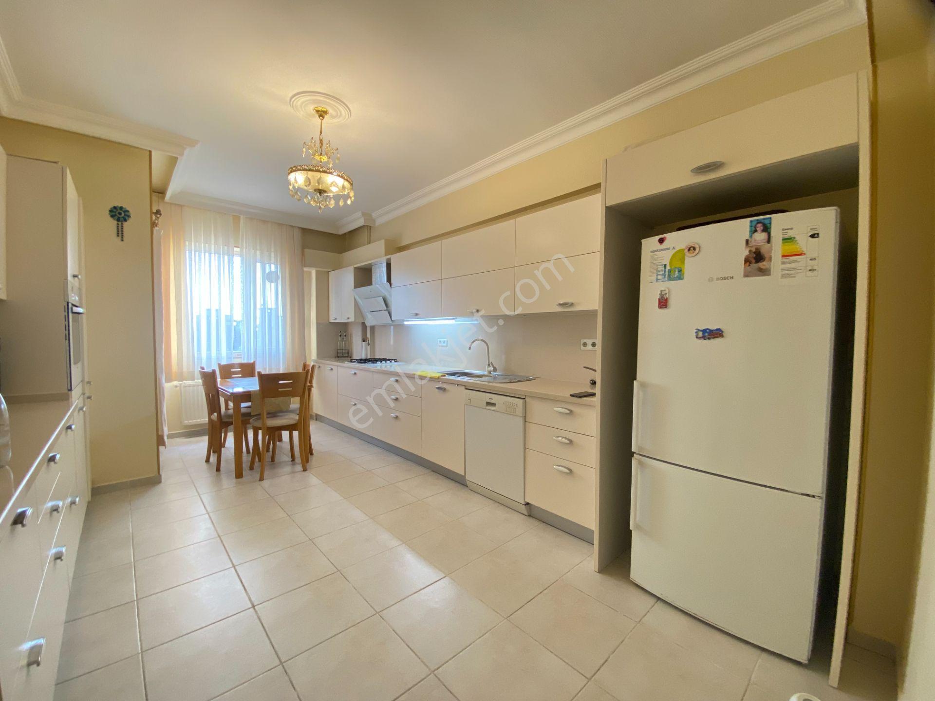 Deniz Manzaralı 280 M² Satılık 3+2 Odalı Daire Maltepe/altıntepe - Görsel 8