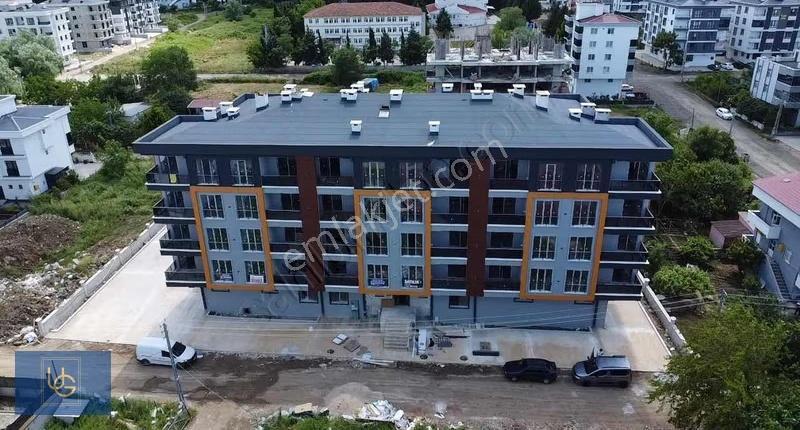 İncesu Anayolda Satılık Arakat Ultra Lüx Geniş 1+1 Daire