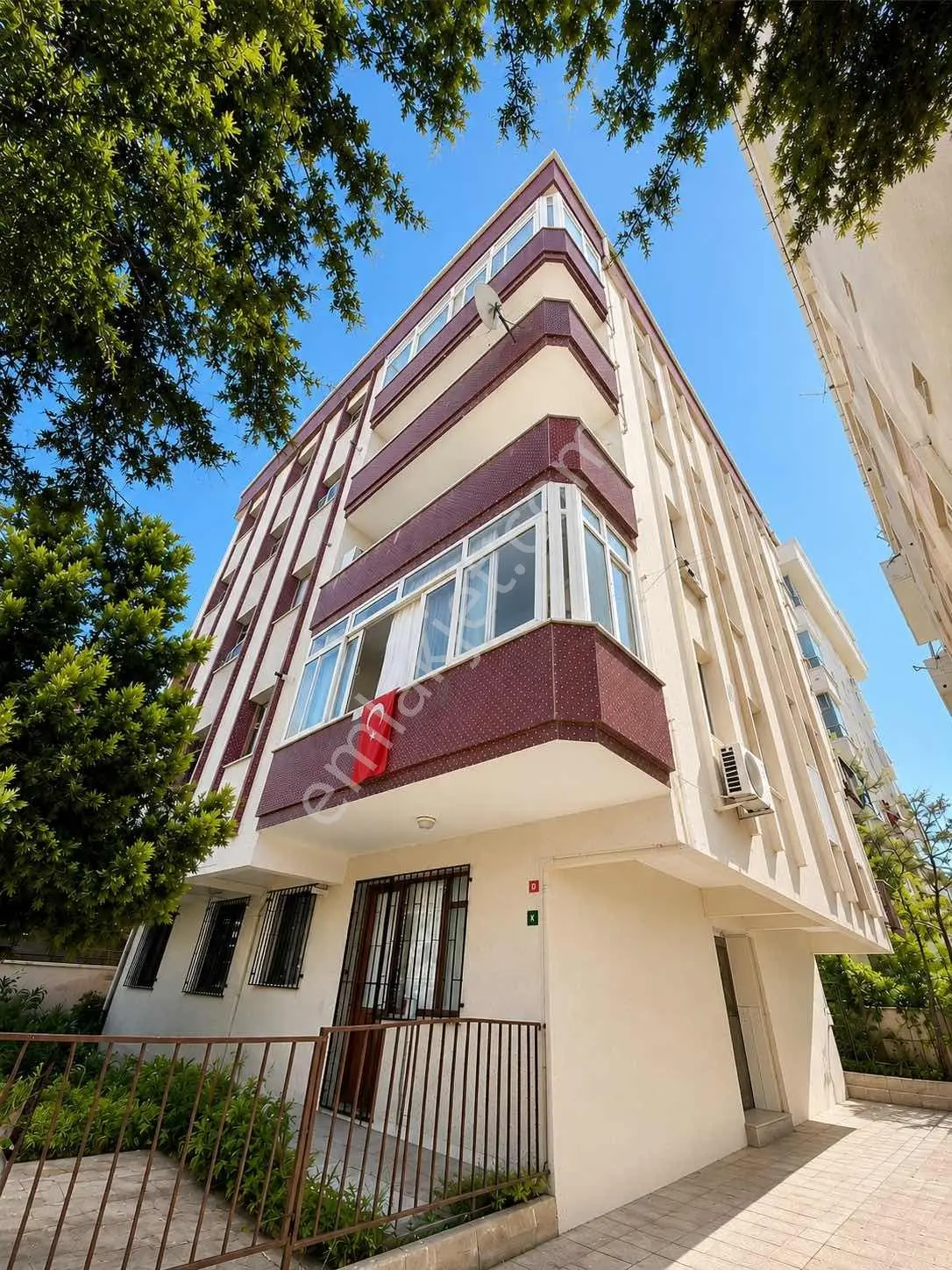 Turyap'tan Ümraniye Merkez'de Net:140m2 Geniş 3+1