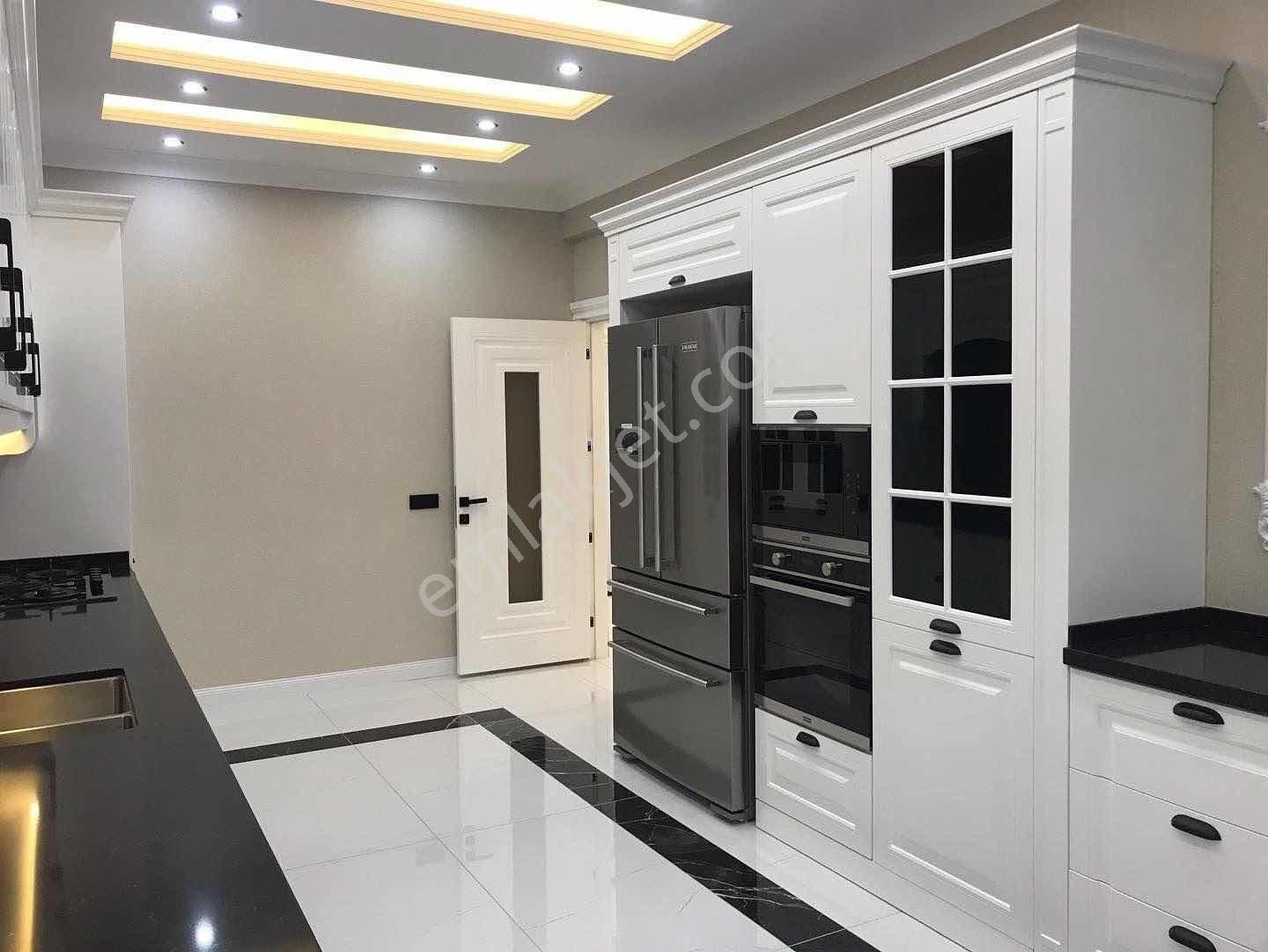 Remax Yeni Gayrimenkul´den Lüks 4+1 Geniş Daire - Görsel 5
