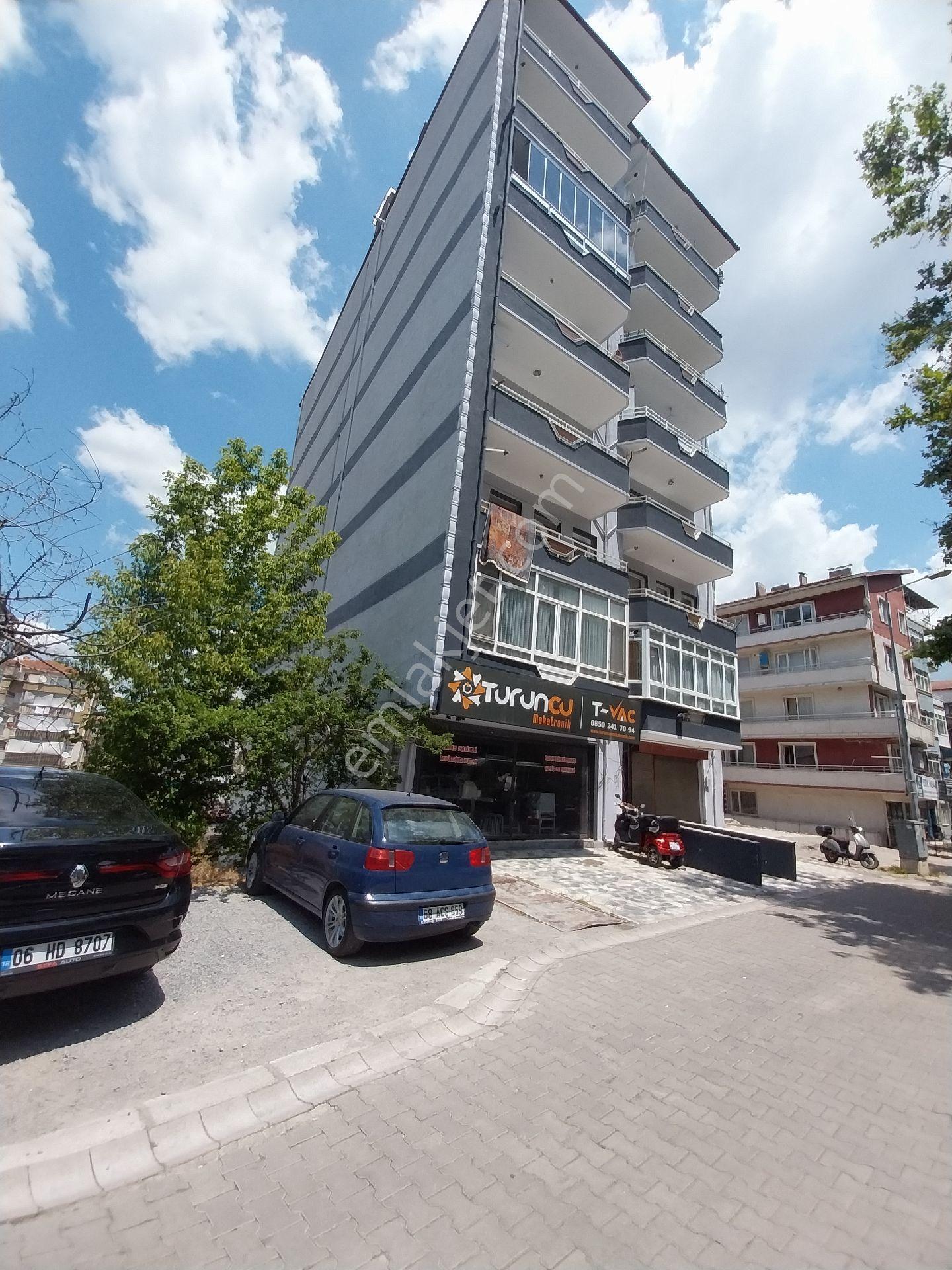 Kocaeli Gölcük Dumlupınar Mahallesi Kiralık 3+ 1 Daire - Görsel 2