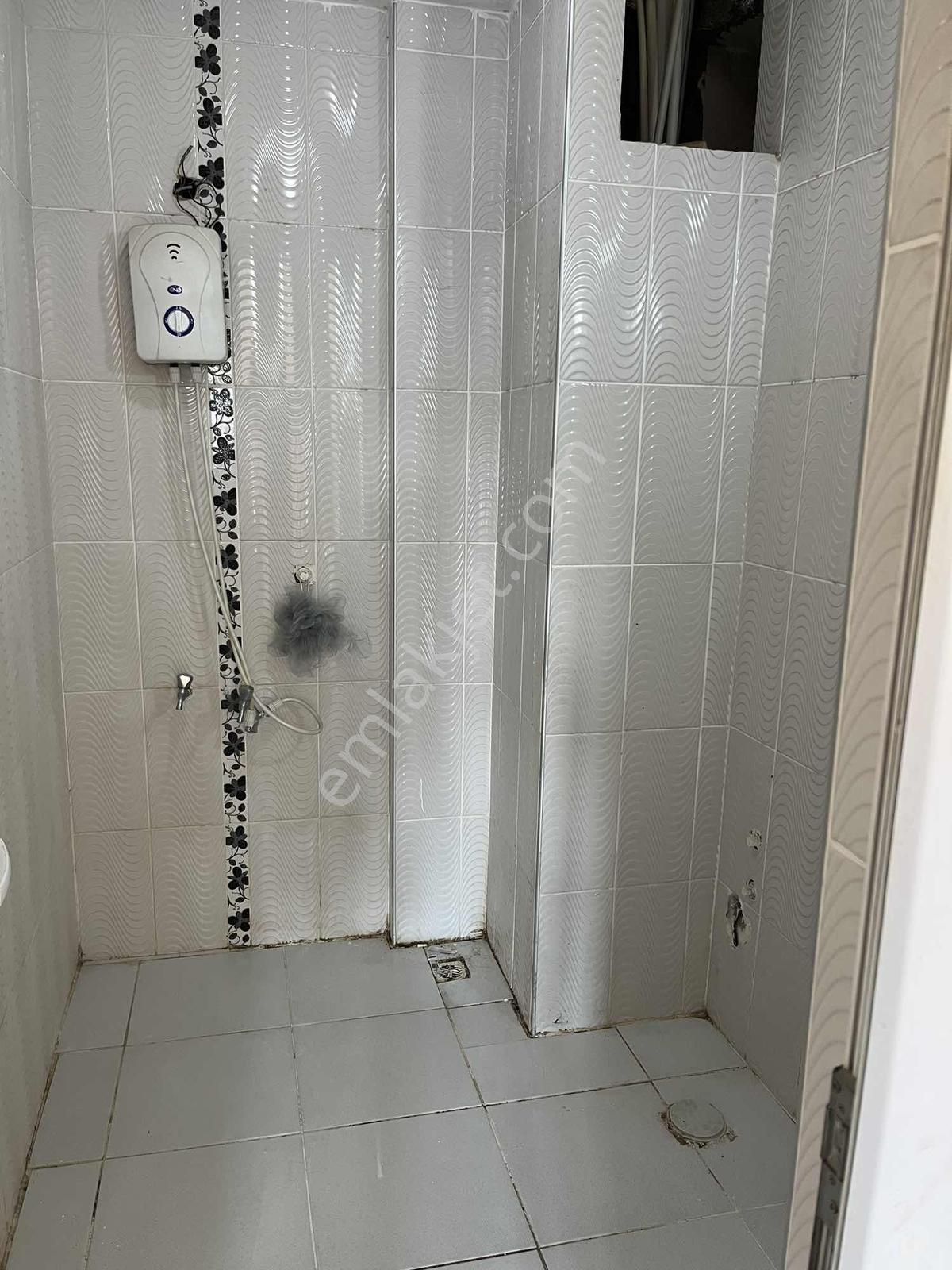 Yeşiltepe Mh. 1+1 Geniş Oturum Önü Teraslı 3 Kat Kiralık - Görsel 13