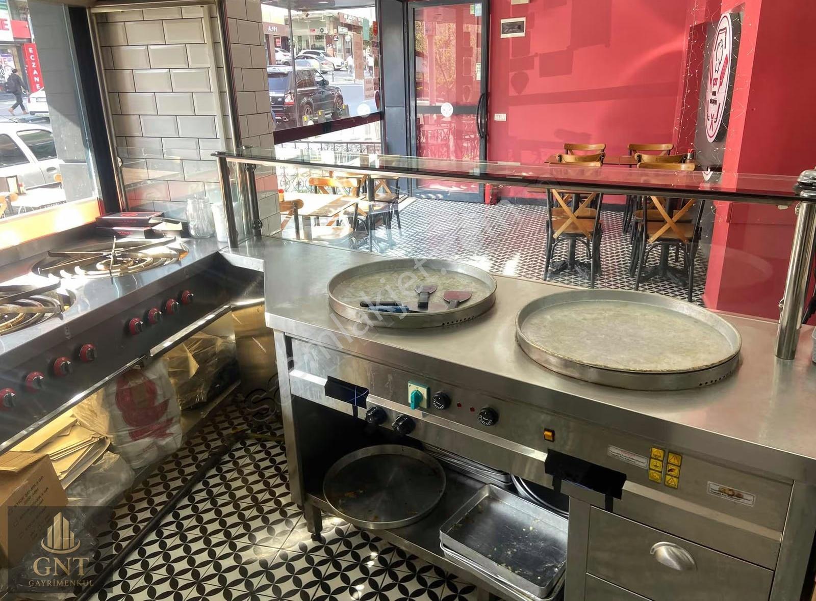 Arnavutköy Merkezde Cadde Üzeri Devren Börekçi Hazır Kurulu - Görsel 15